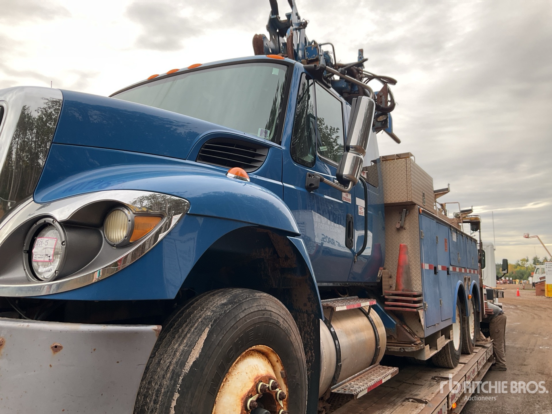 Photo of 2011 International 7400
