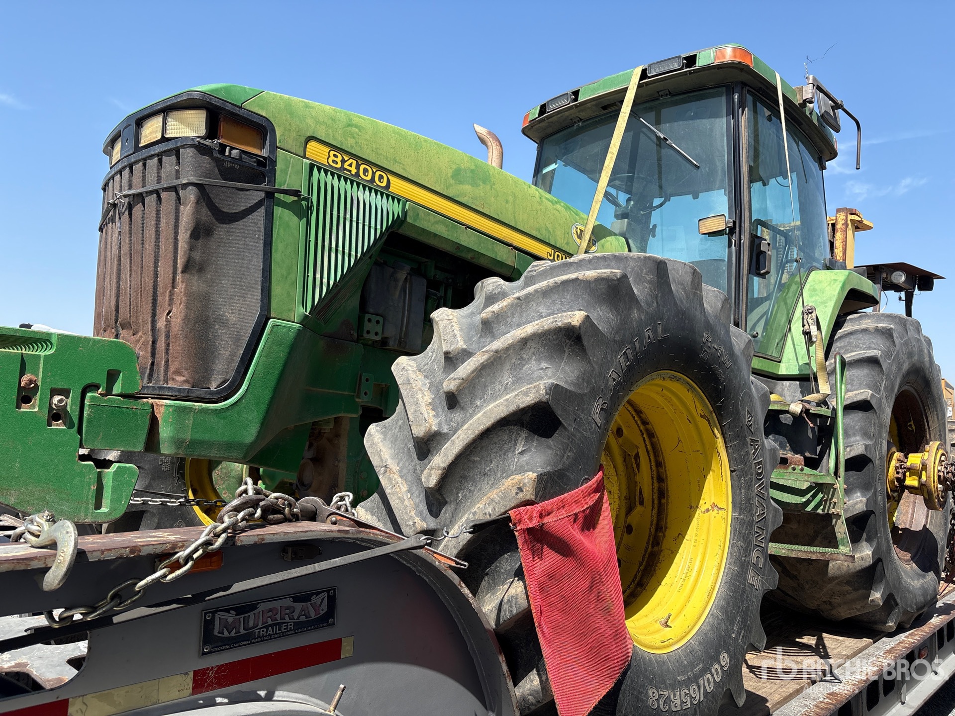 John Deere 8400