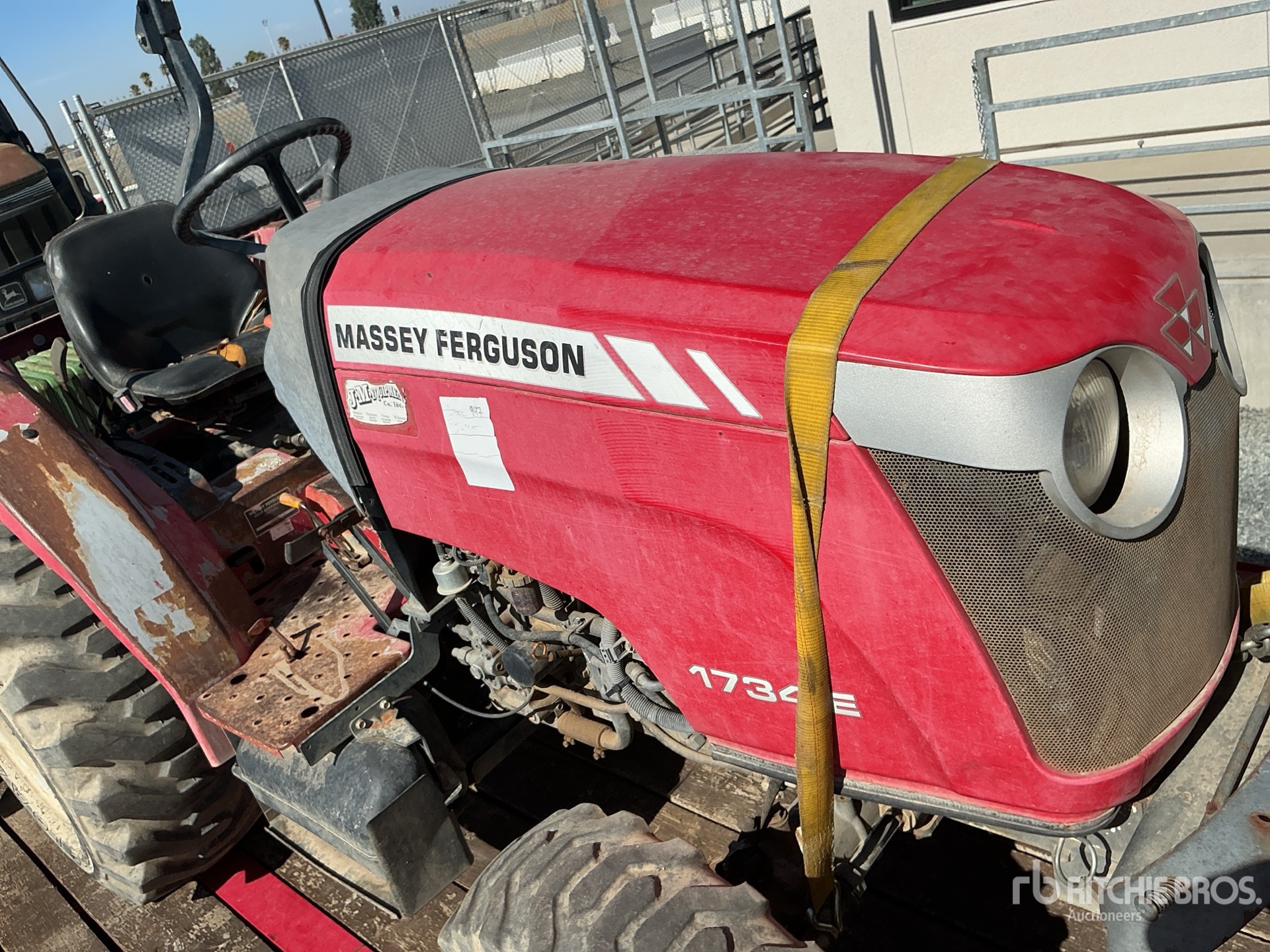 Photo of Massey Ferguson 1734E