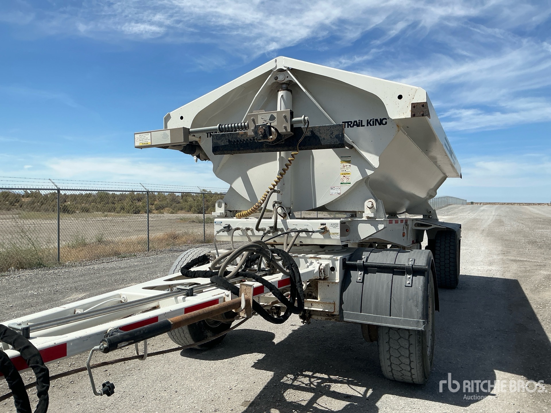 2021 Trail King 20 FT S/A TURNTABLE