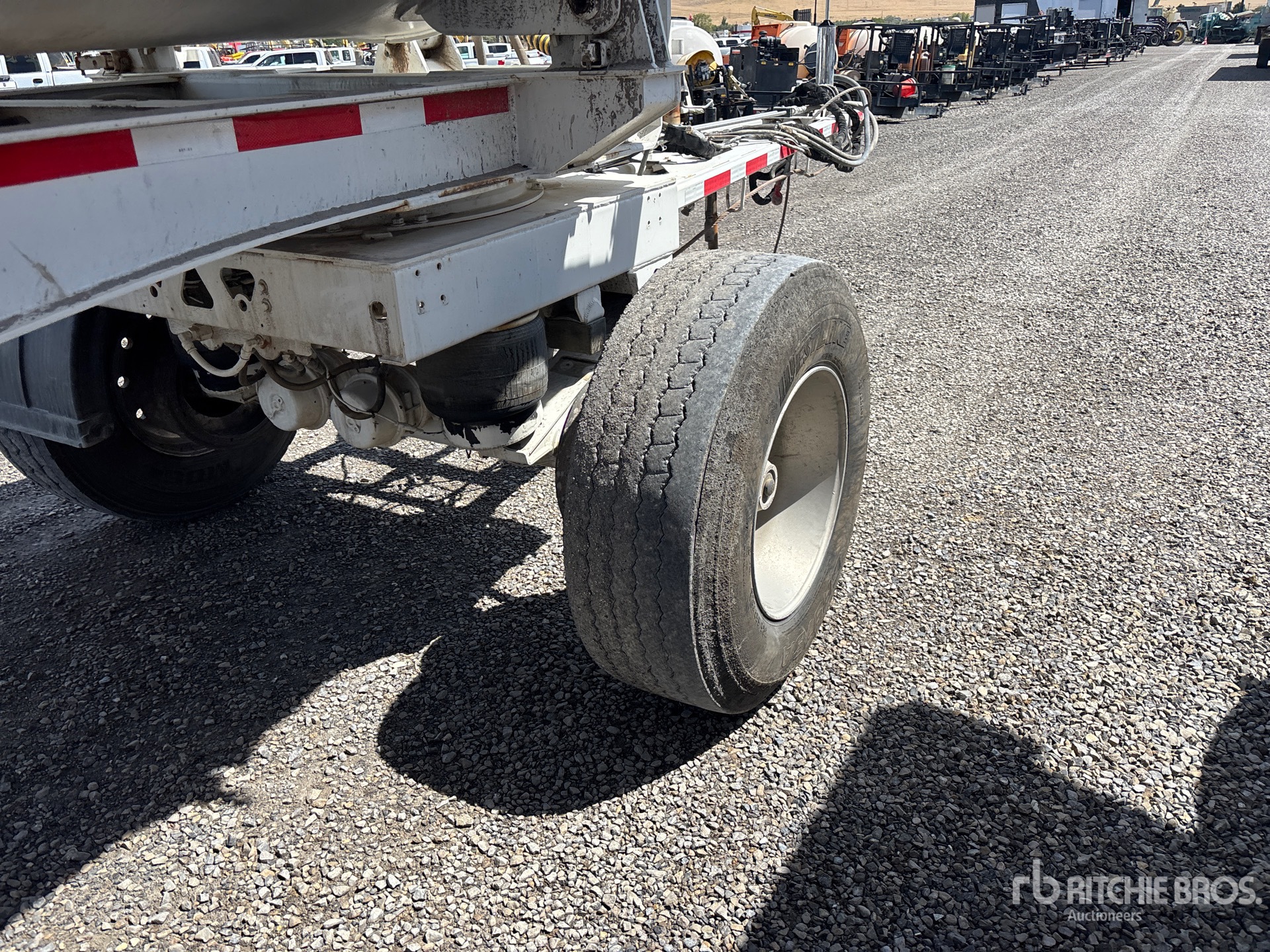 2021 Trail King 20 FT S/A TURNTABLE