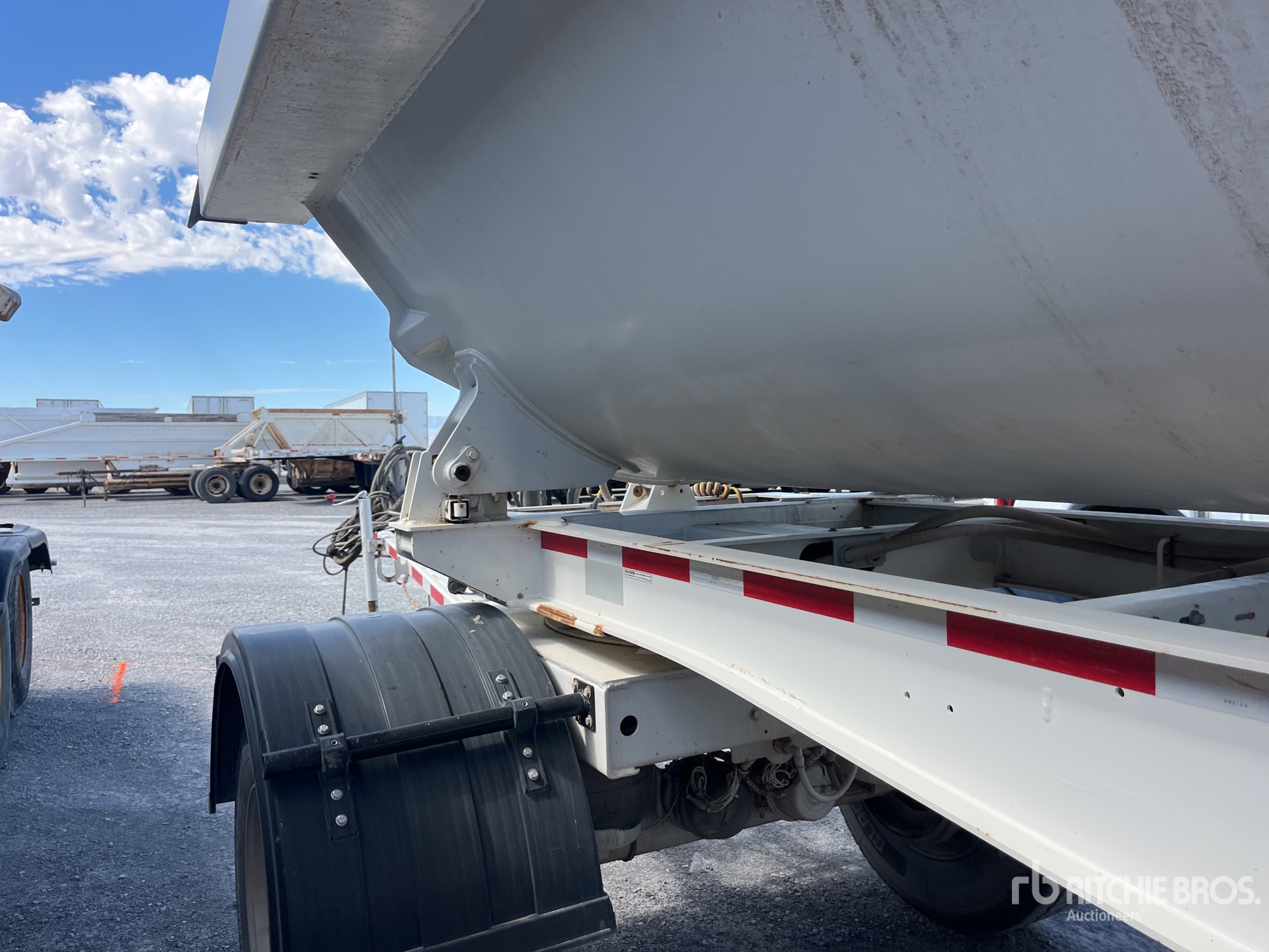2022 Trail King TK30SSD-202