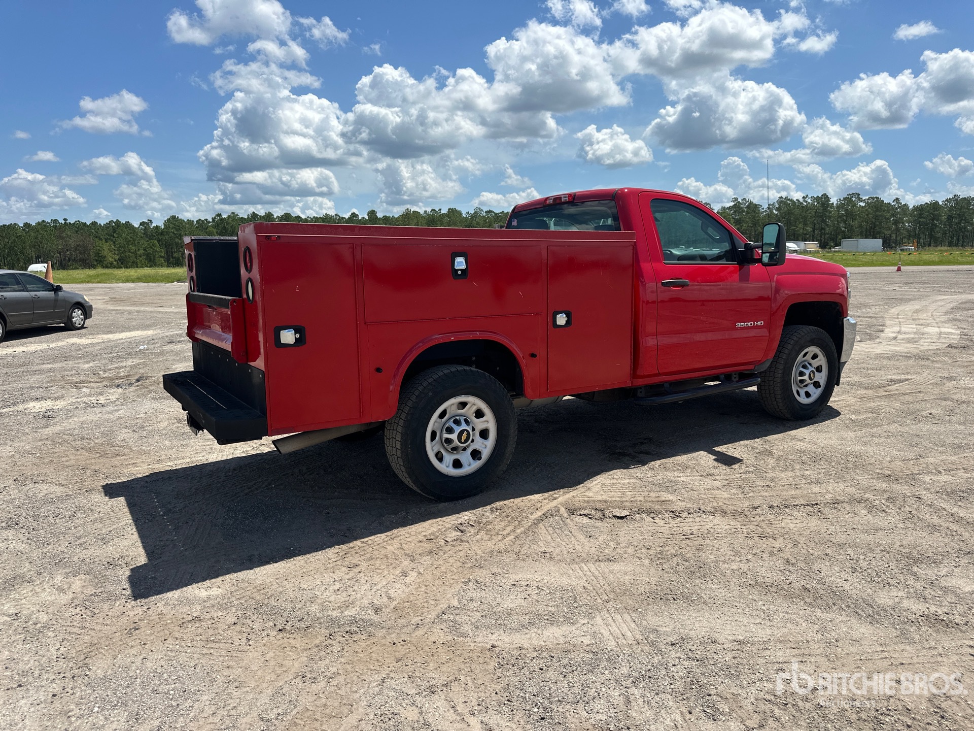 General Appearance with Picture, Right Rear Corner