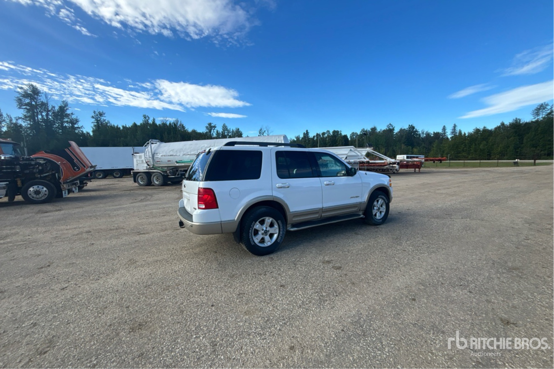 2005 Ford EXPLORER