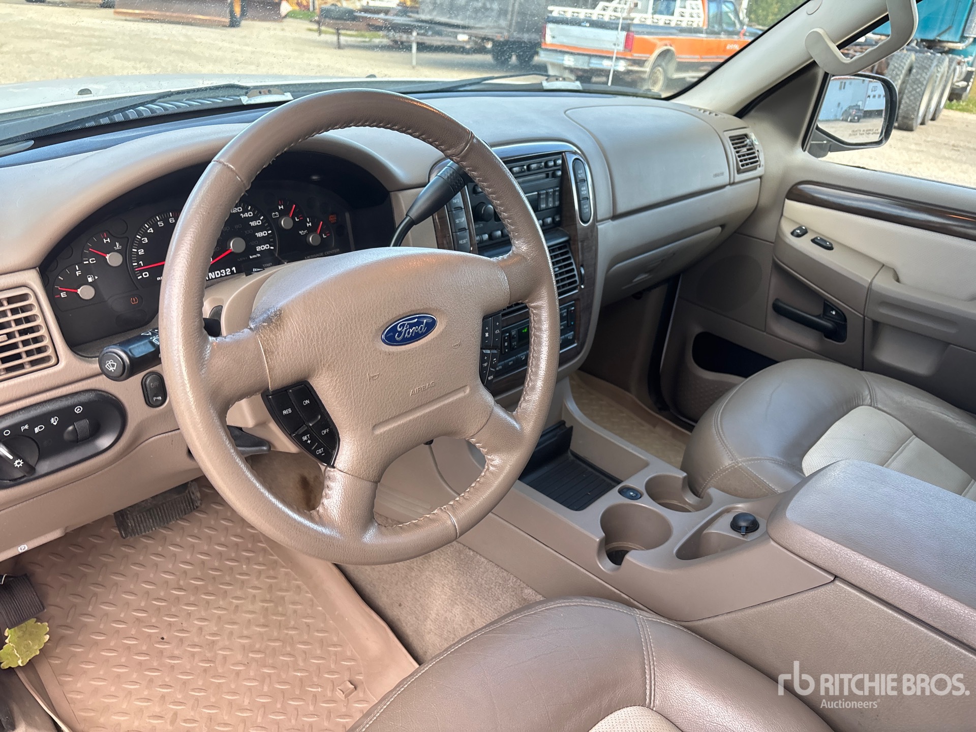 2005 Ford EXPLORER