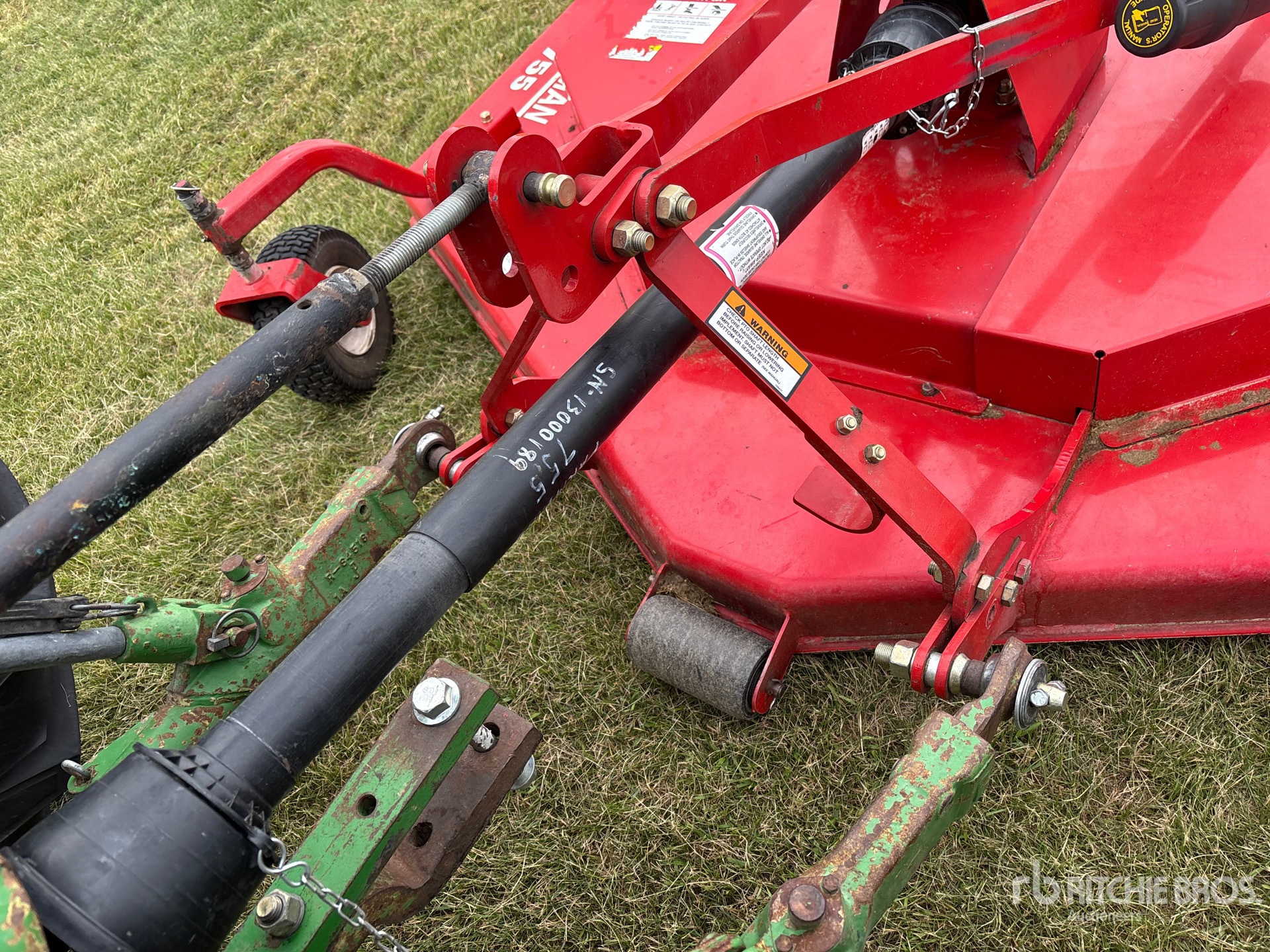 2013 Farm King 7 ft 3-Point Hitch
