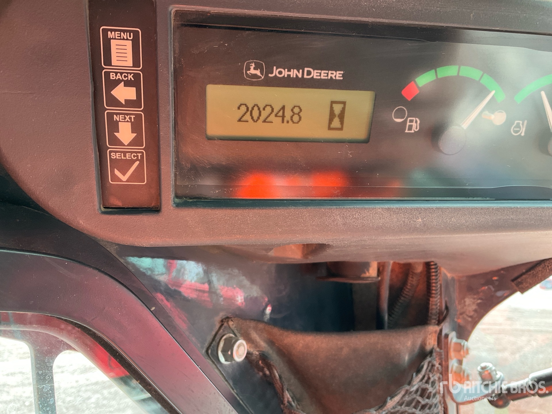 2017 John Deere 333E