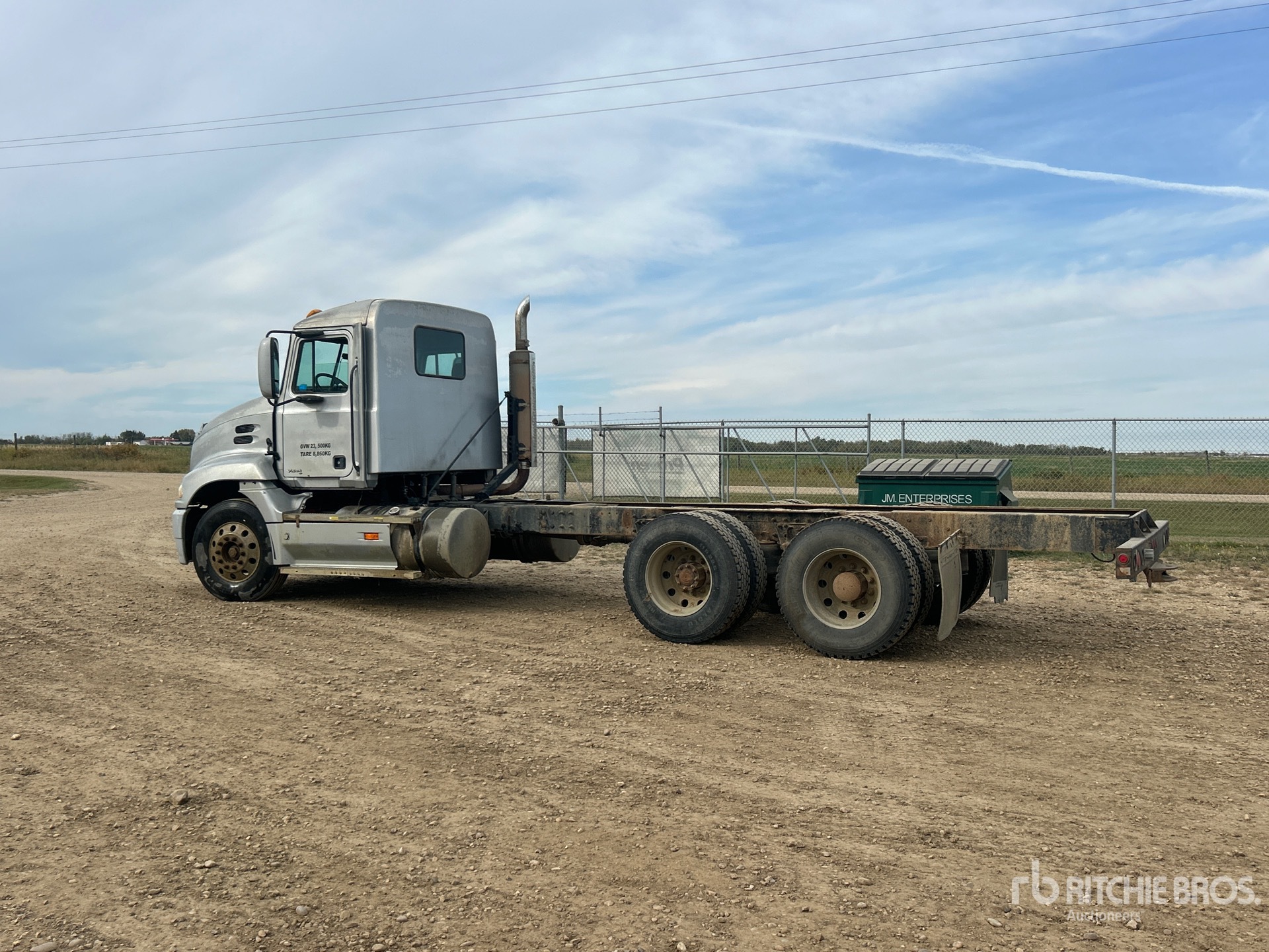 2001 Mack CX613