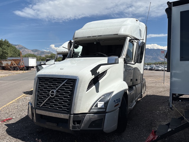 2023 Volvo VNL 6x4 T/A Sleeper Truck Tractor (Inoperable)