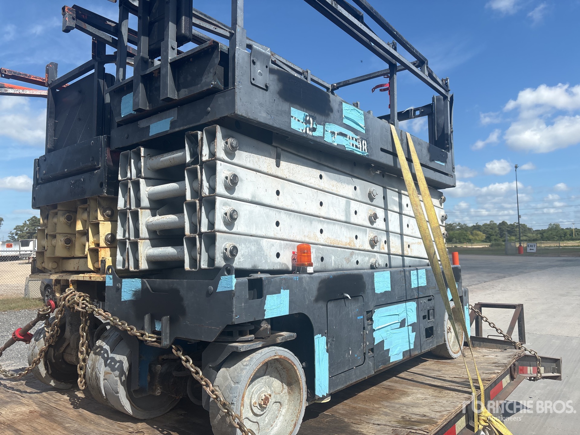 2012 Genie GS3232