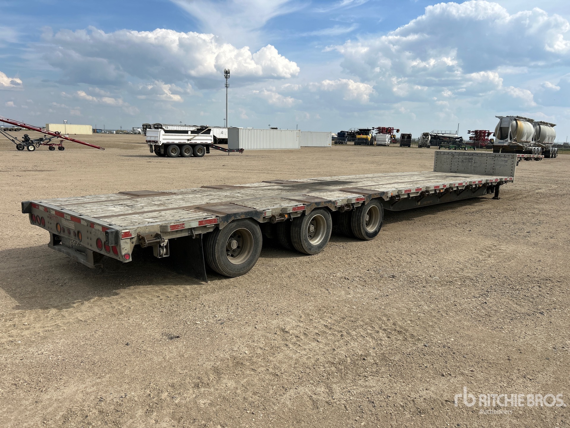 2014 Load King 53 ft Tri/A
