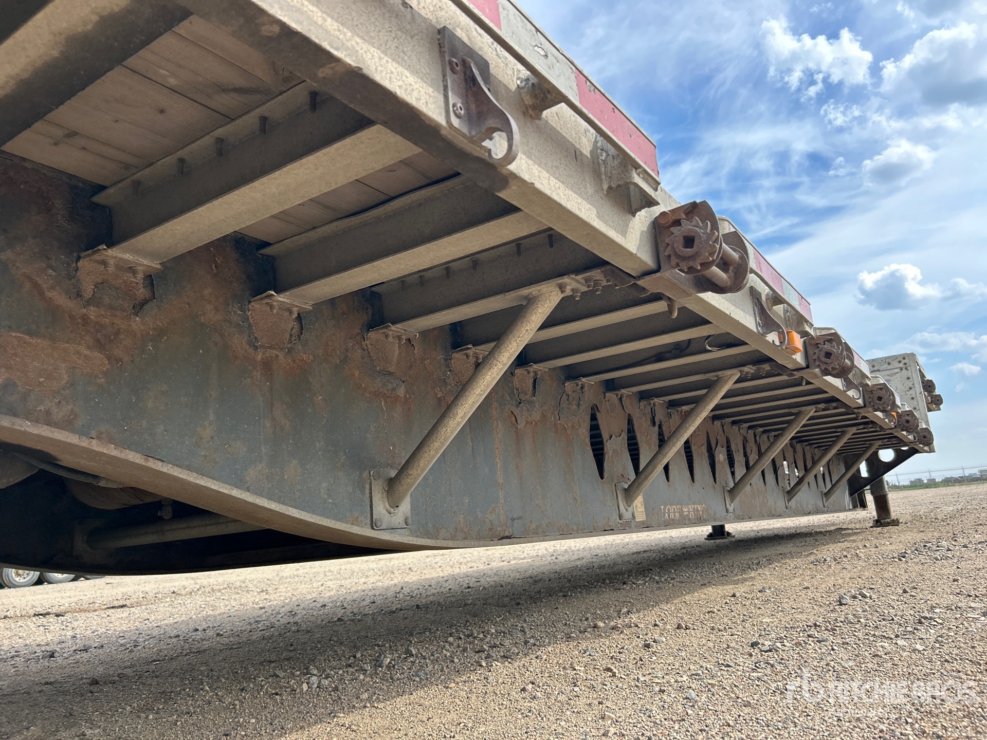 2014 Load King 53 ft Tri/A
