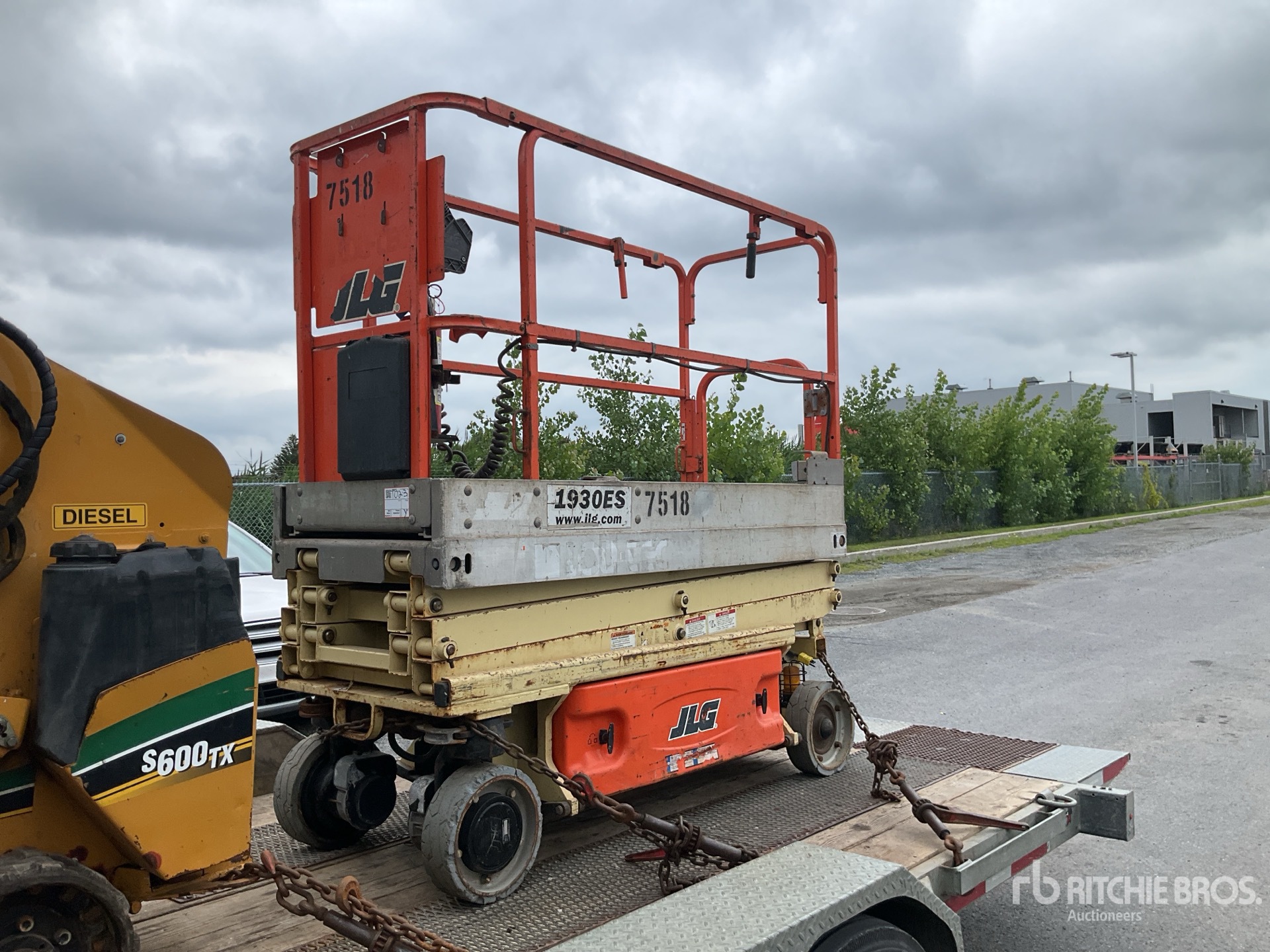 2014 JLG 1930 ES