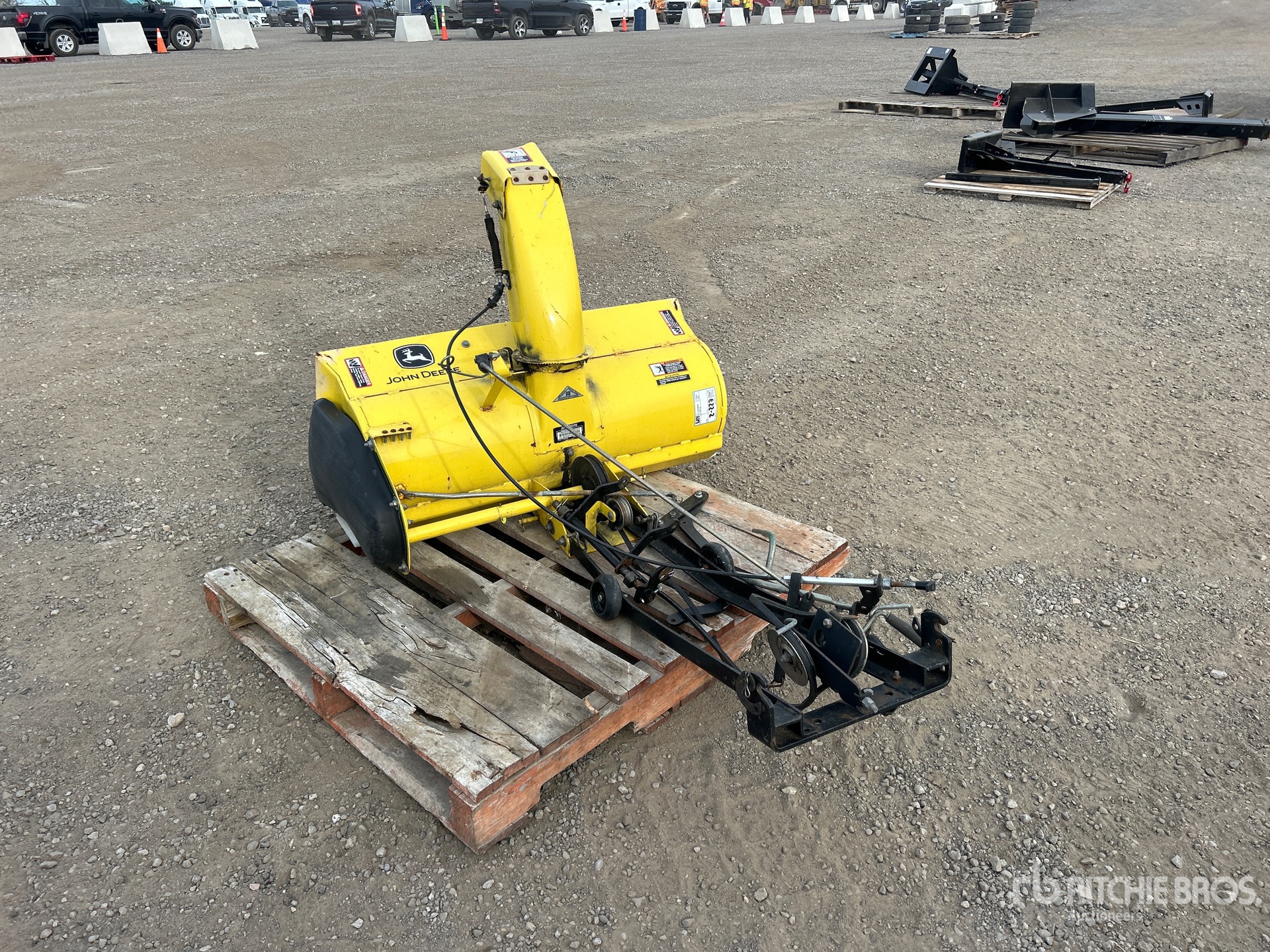 John Deere 3252