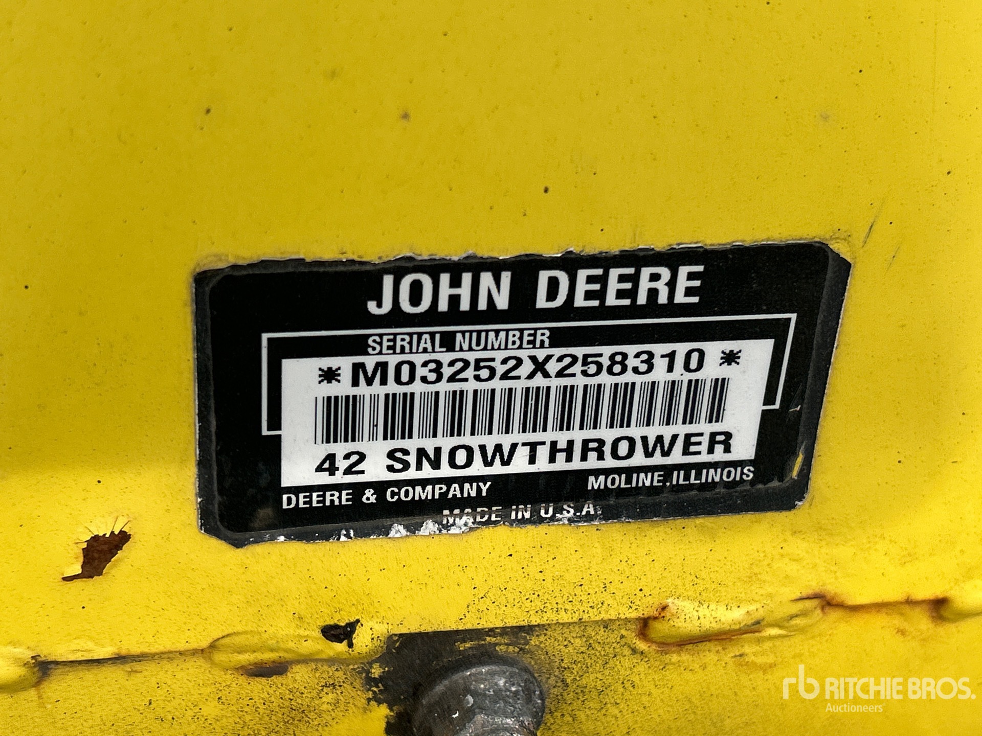 John Deere 3252