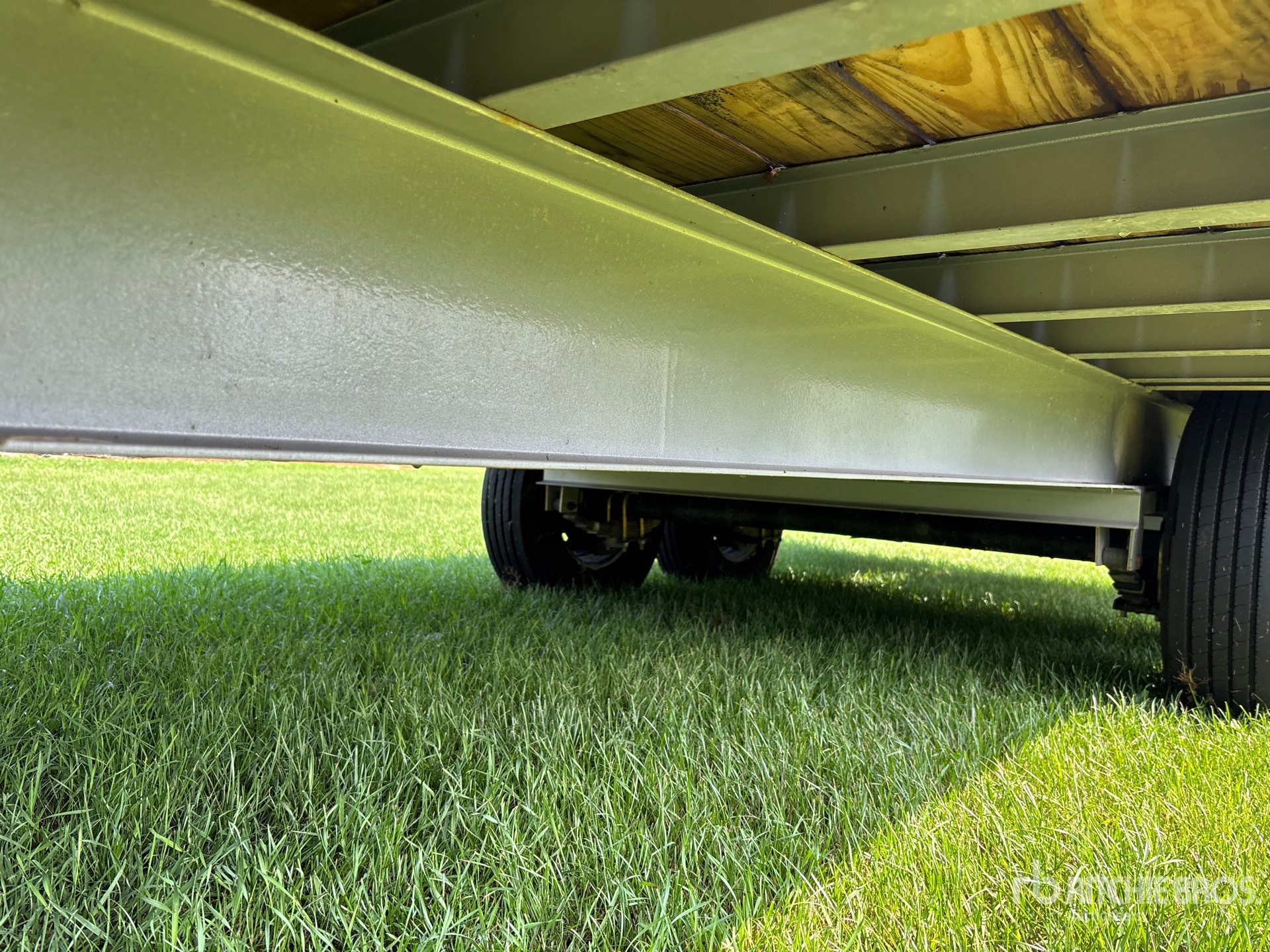 2024 Diamond C 7000 lb 20 ft T/A