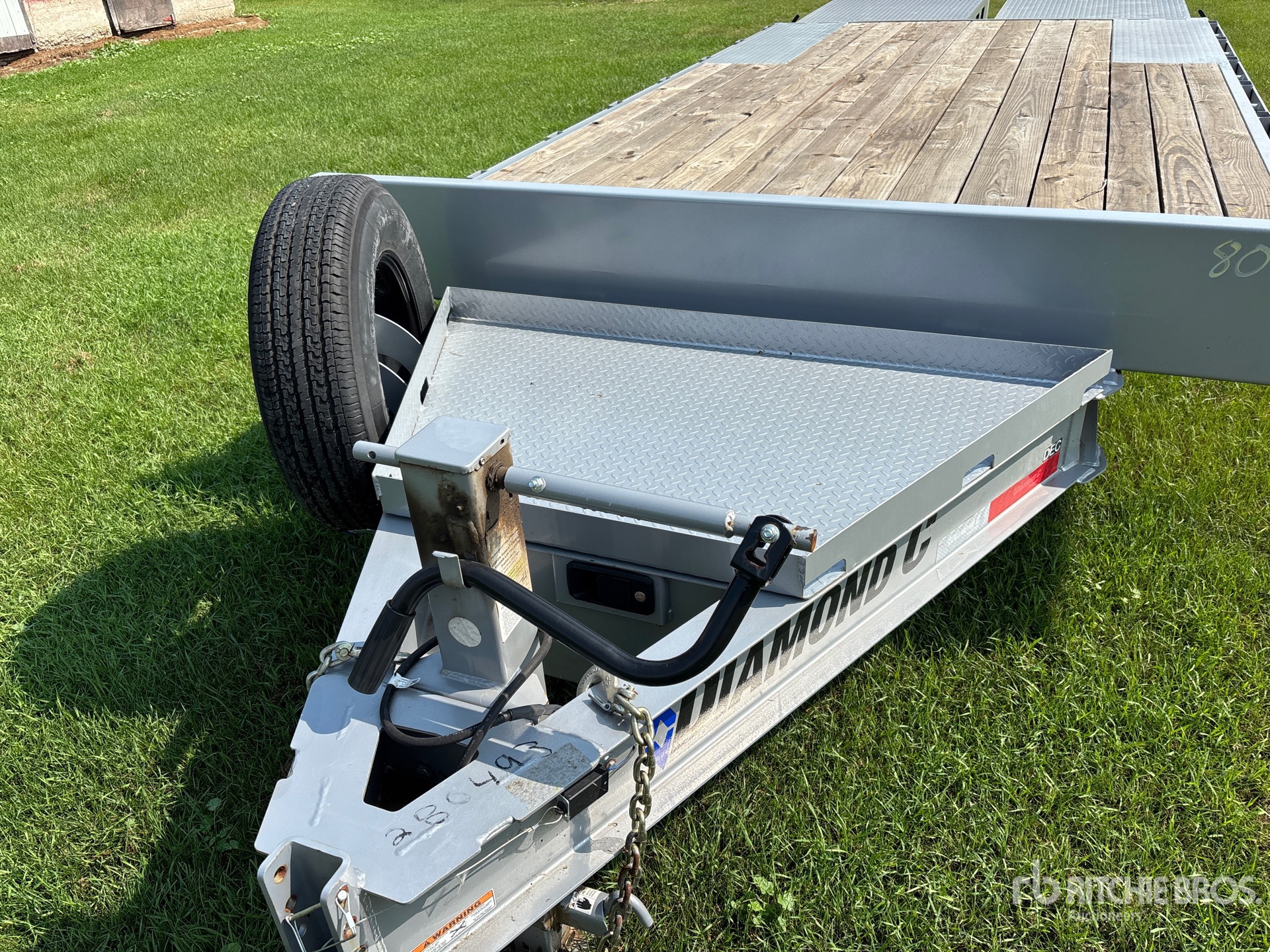 2024 Diamond C 7000 lb 20 ft T/A