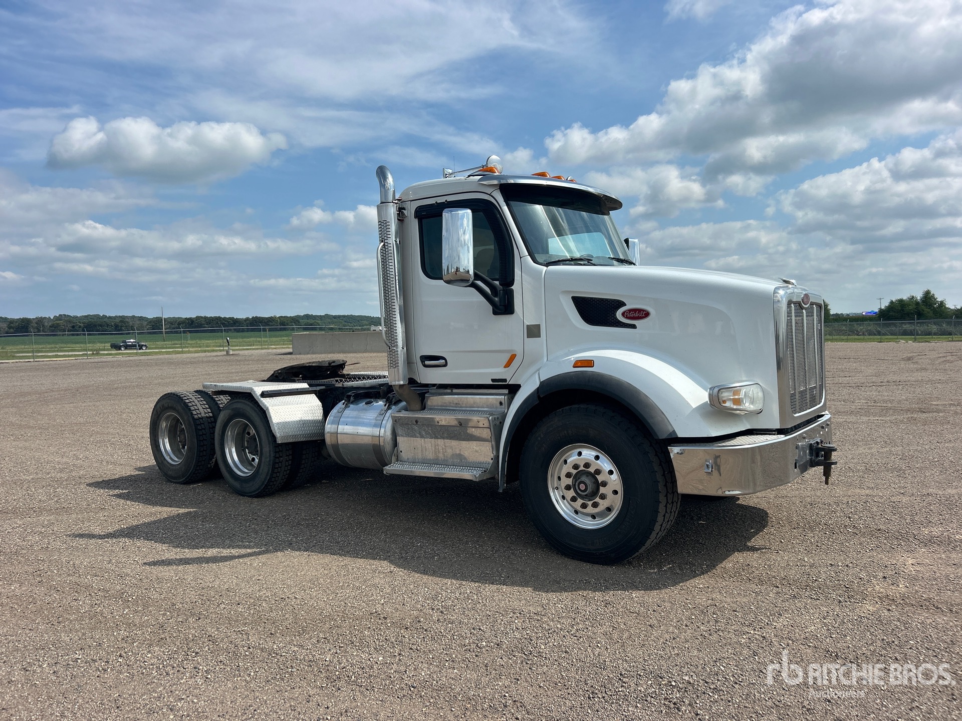 2015 Peterbilt 567