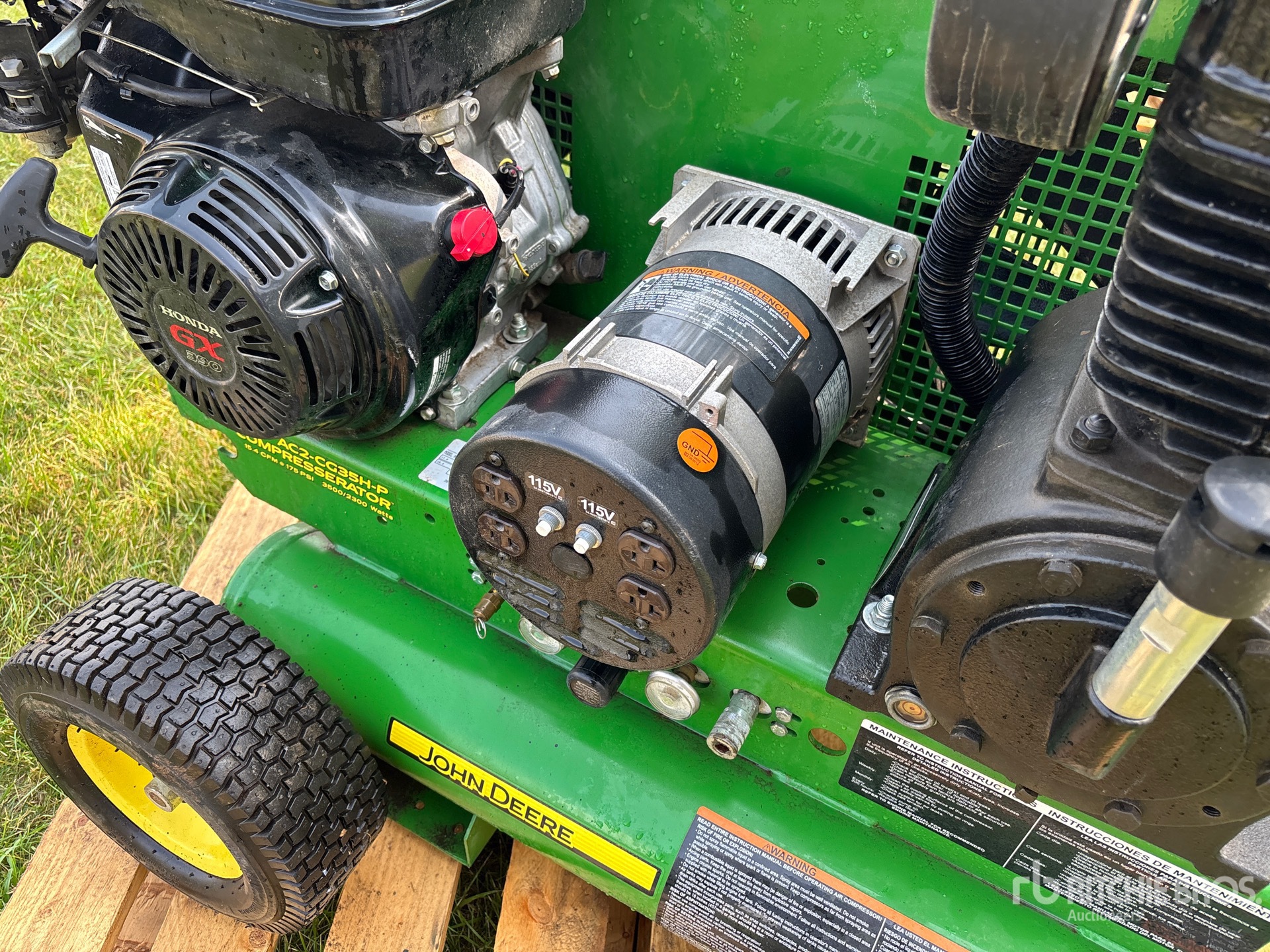 John Deere 15.4 CFM