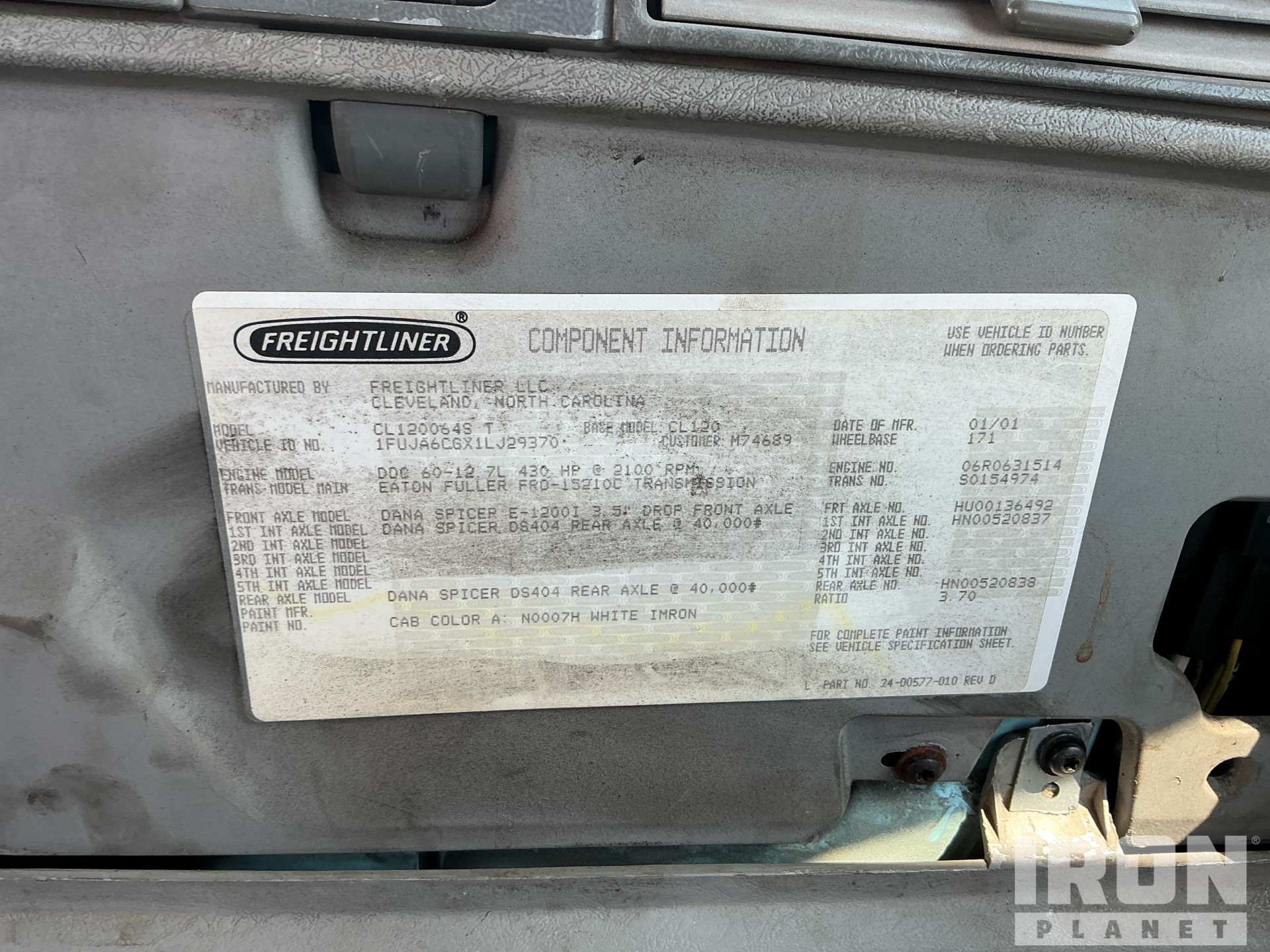 2001 Freightliner COLUMBIA 120
