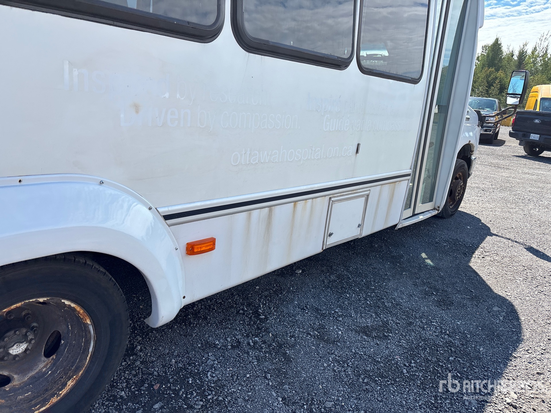 2017 Ford F-450 ELKART