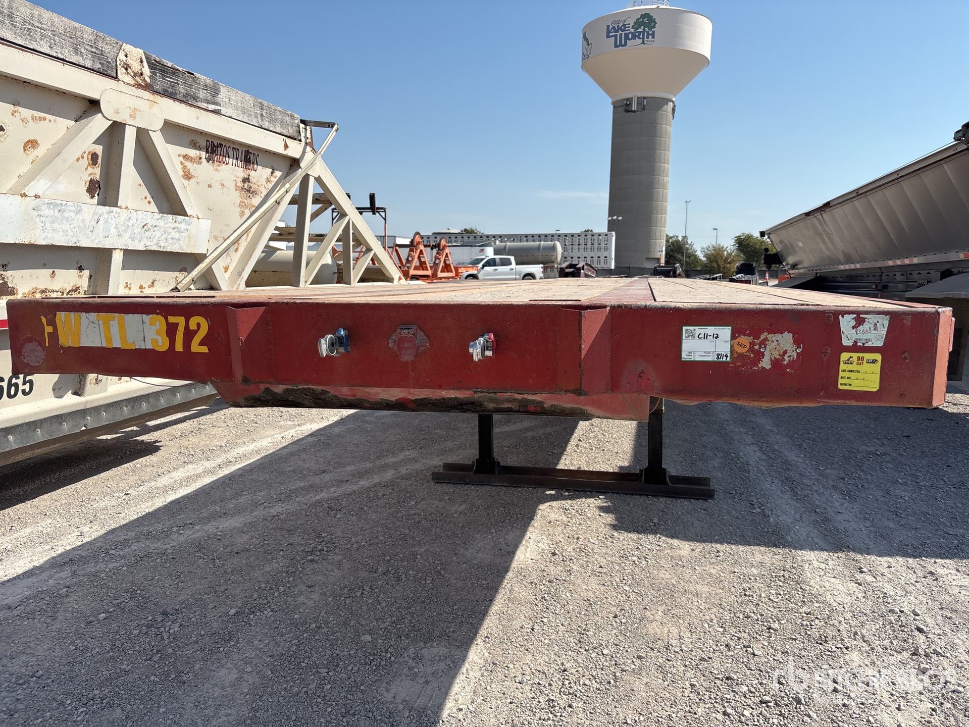 1980 Hobbs 40 ft T/A