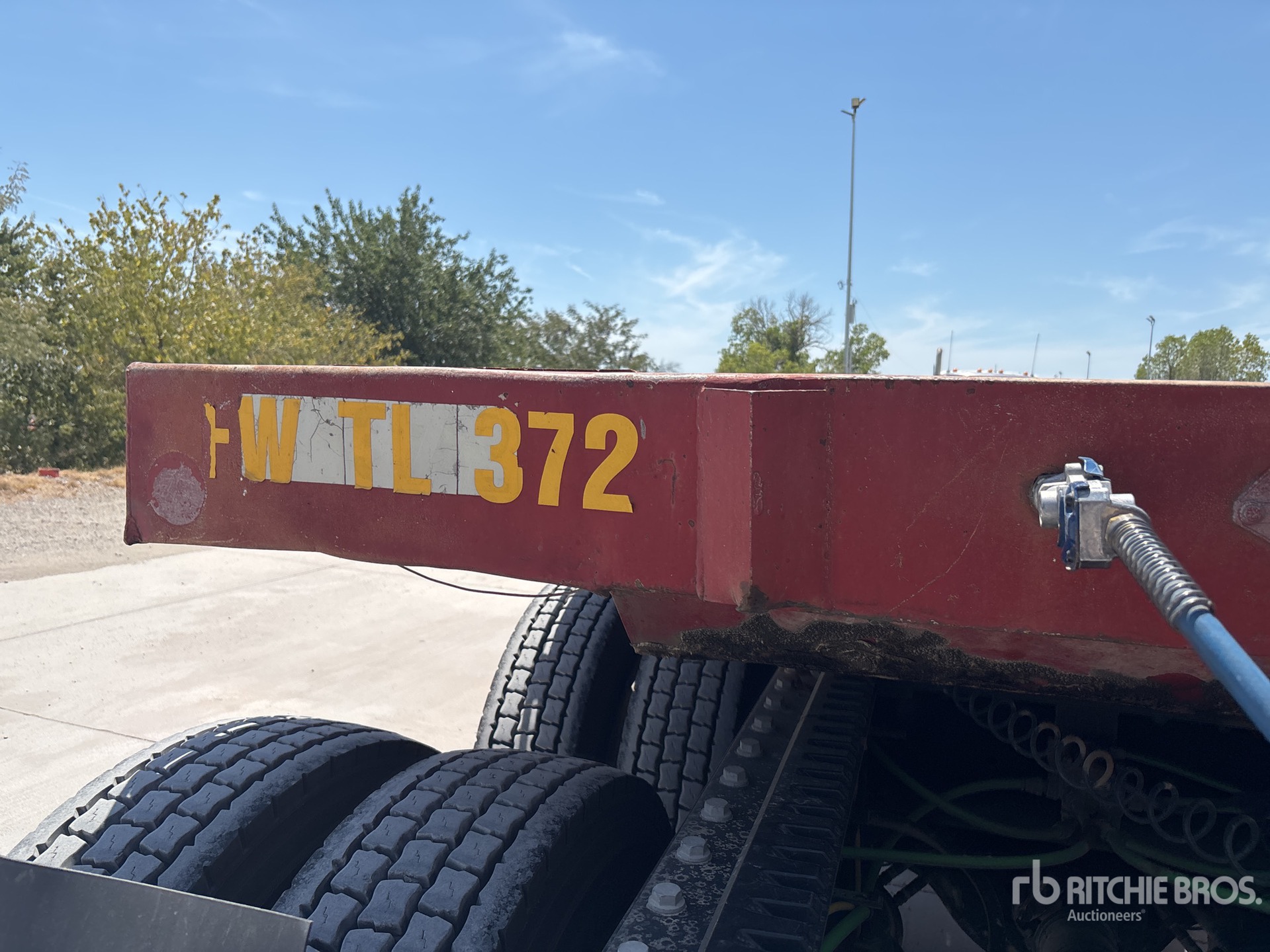1980 Hobbs 40 ft T/A