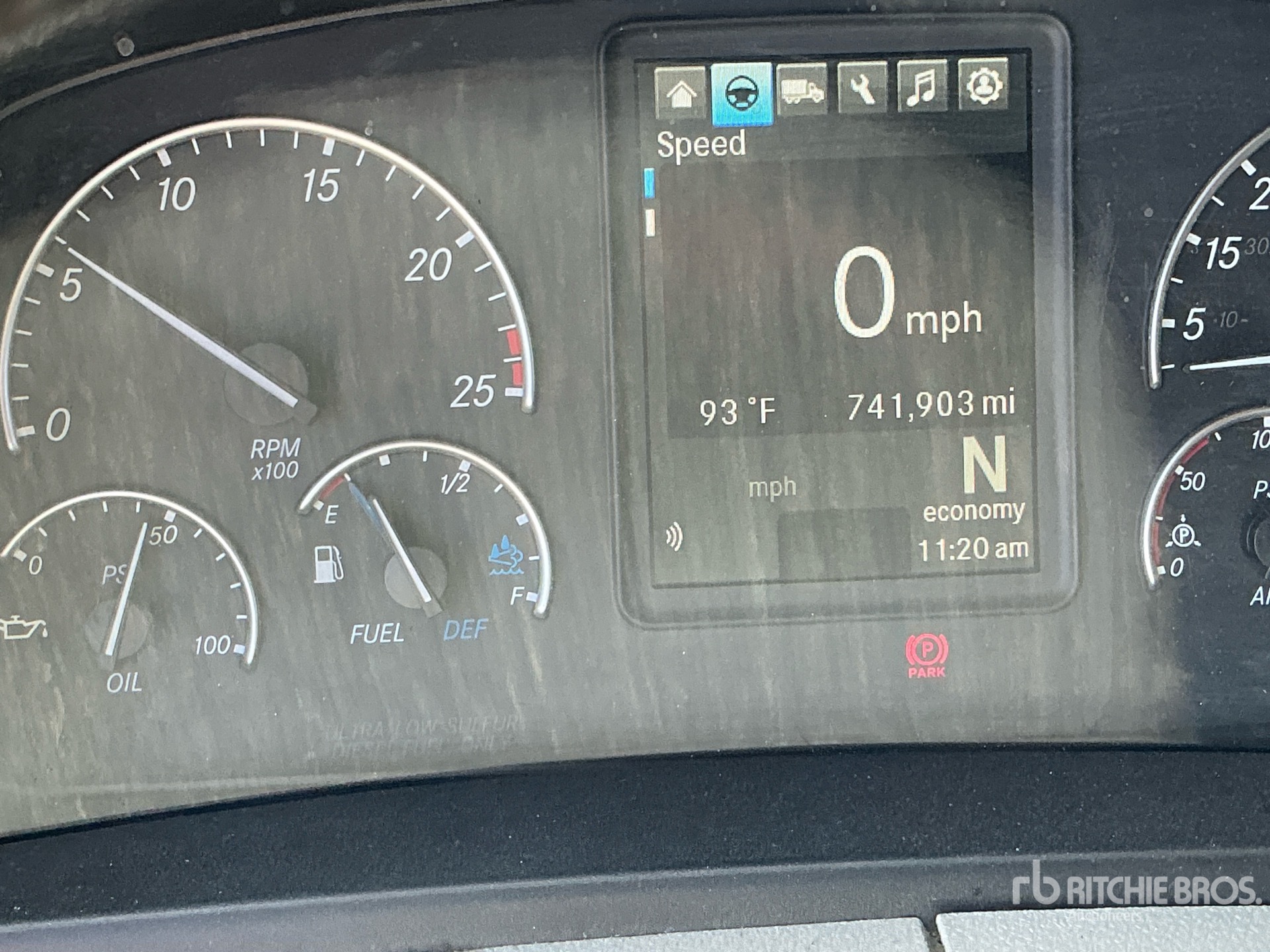 2021 Freightliner CASCADIA 126