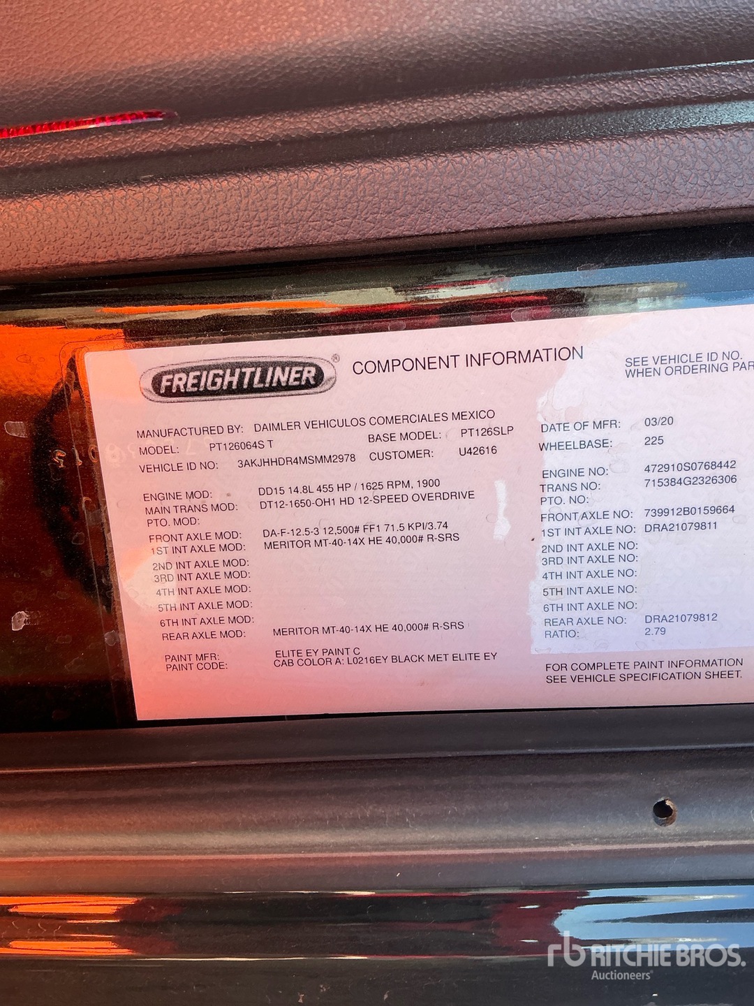 2021 Freightliner CASCADIA 126