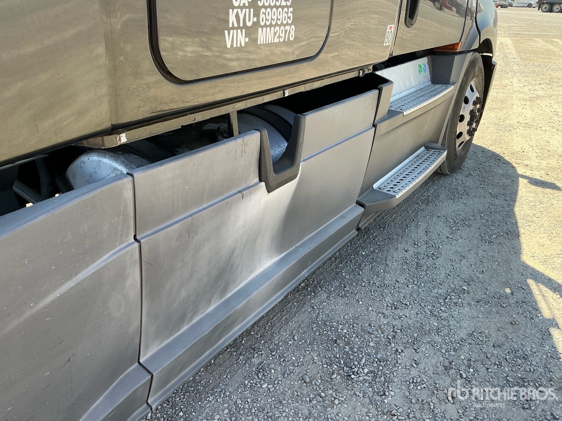 2021 Freightliner CASCADIA 126