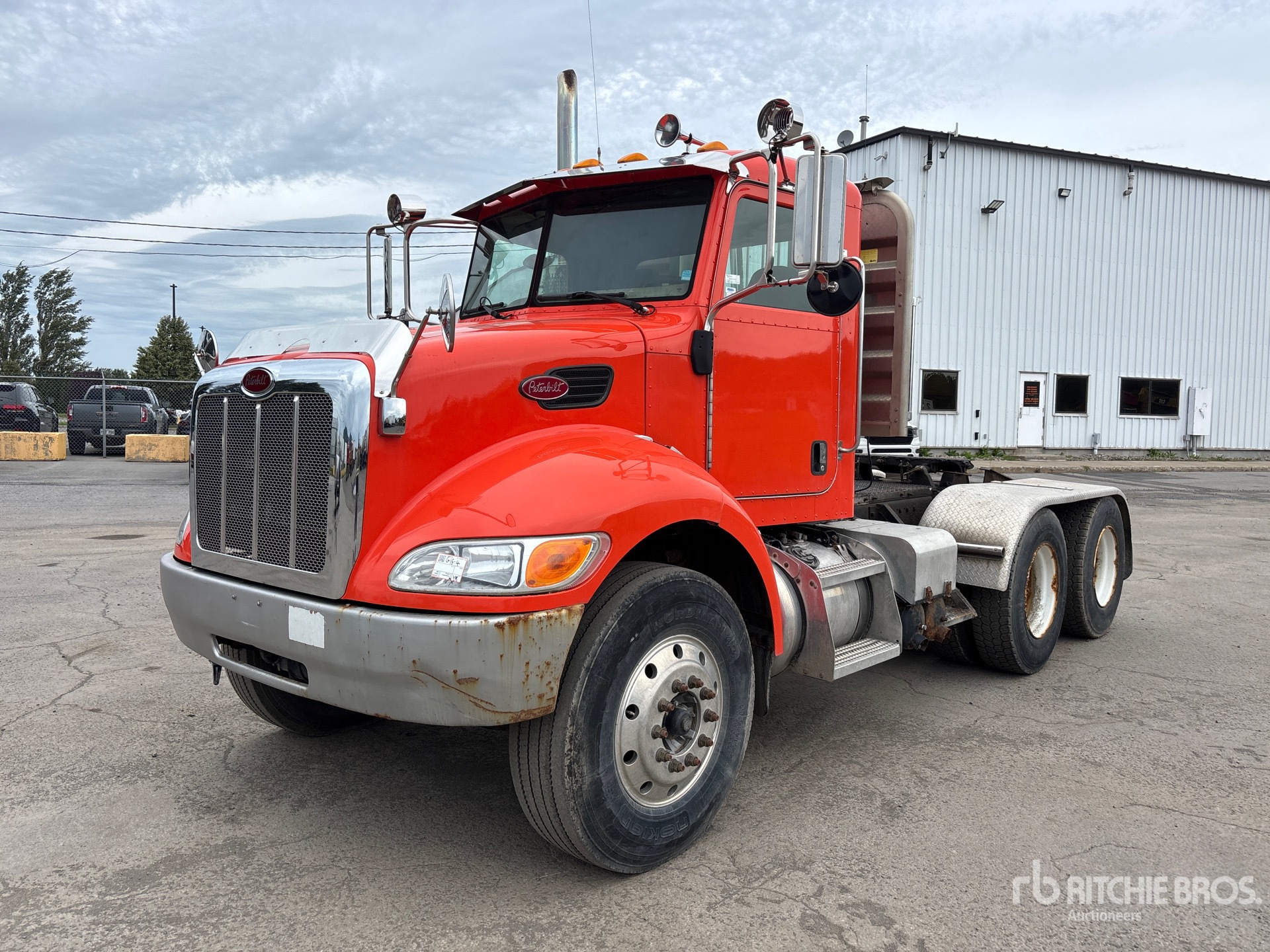 2006 Peterbilt 335