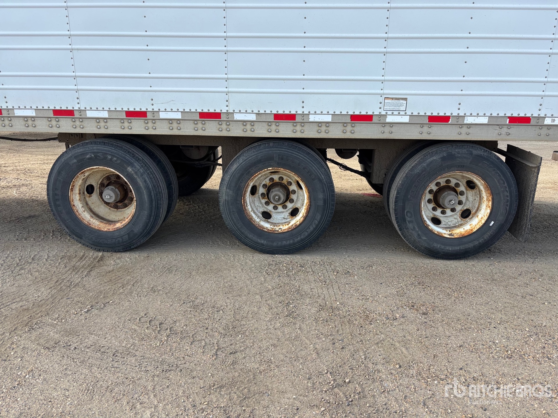 2009 Great Dane 53 FT X 102 IN TRI/A MULTI -TEMP
