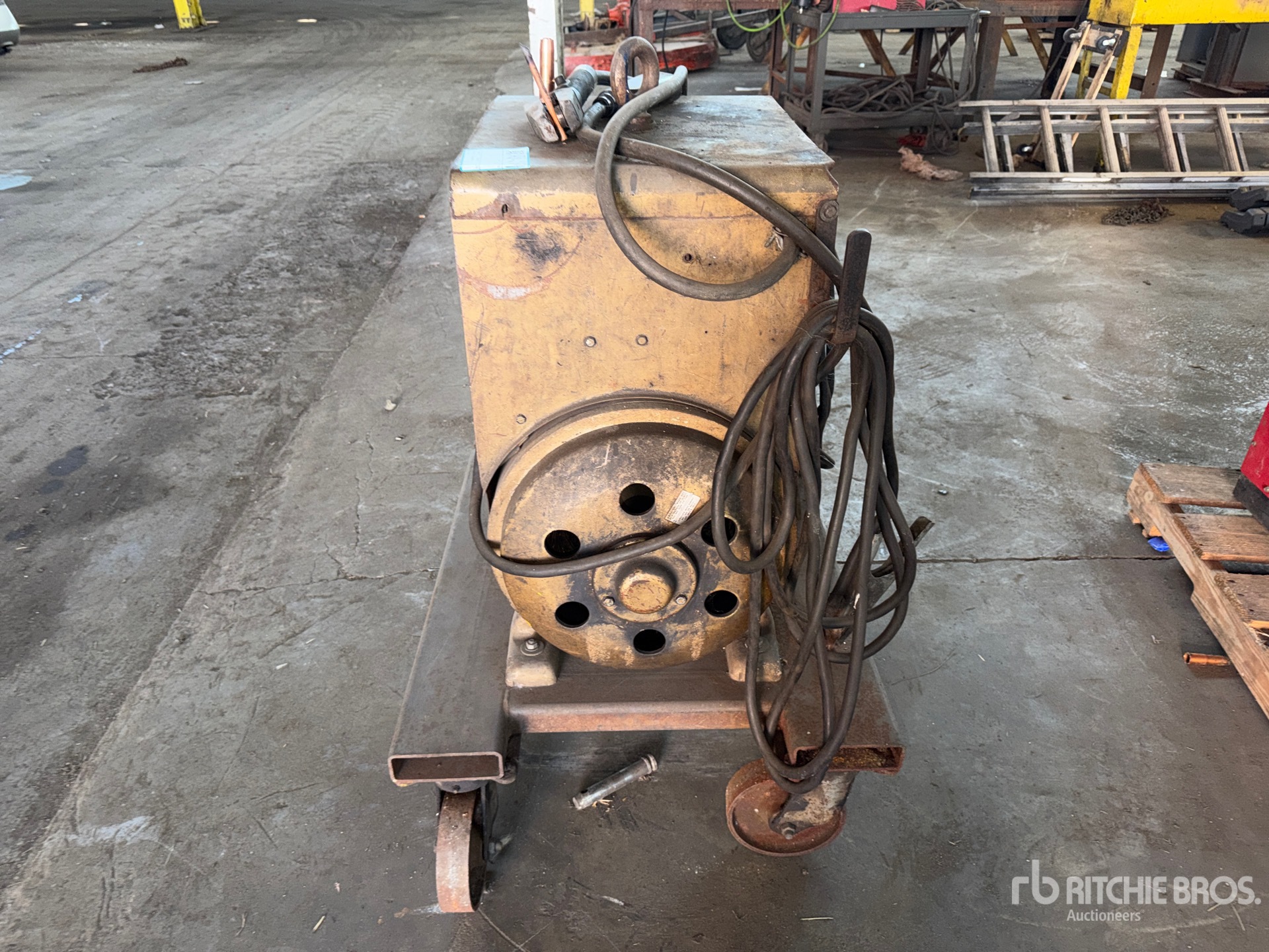 Hobart M-300