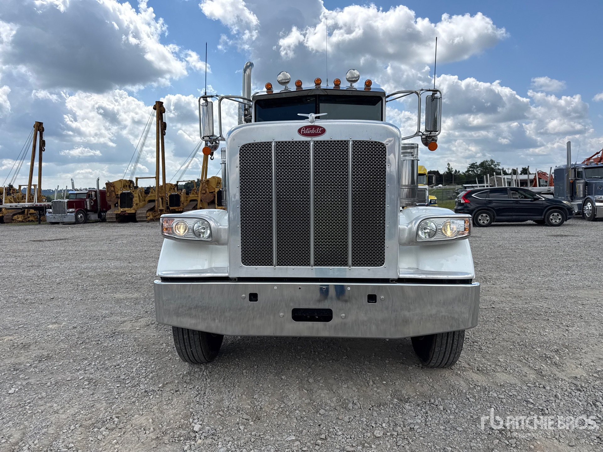 2019 Peterbilt 389