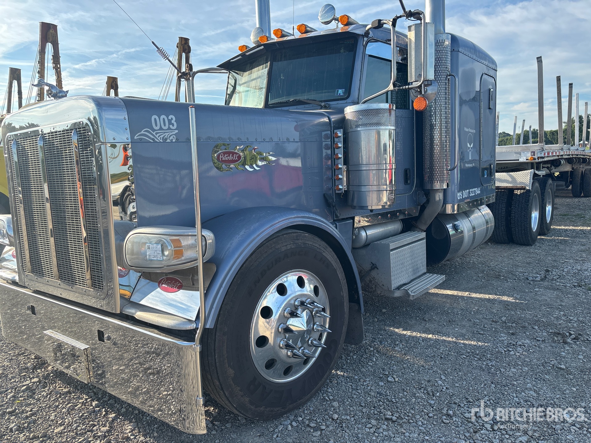 Photo of 2020 Peterbilt 389