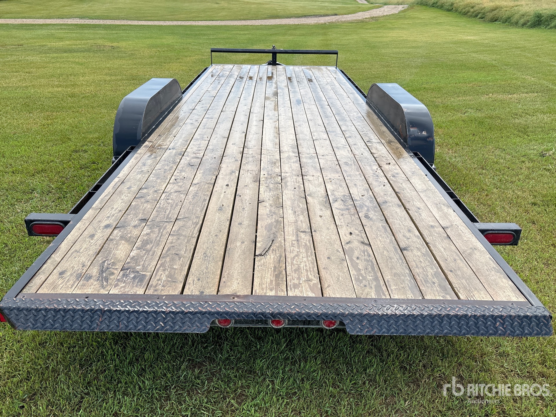 2010 Double A 20 ft T/A Tilt Deck
