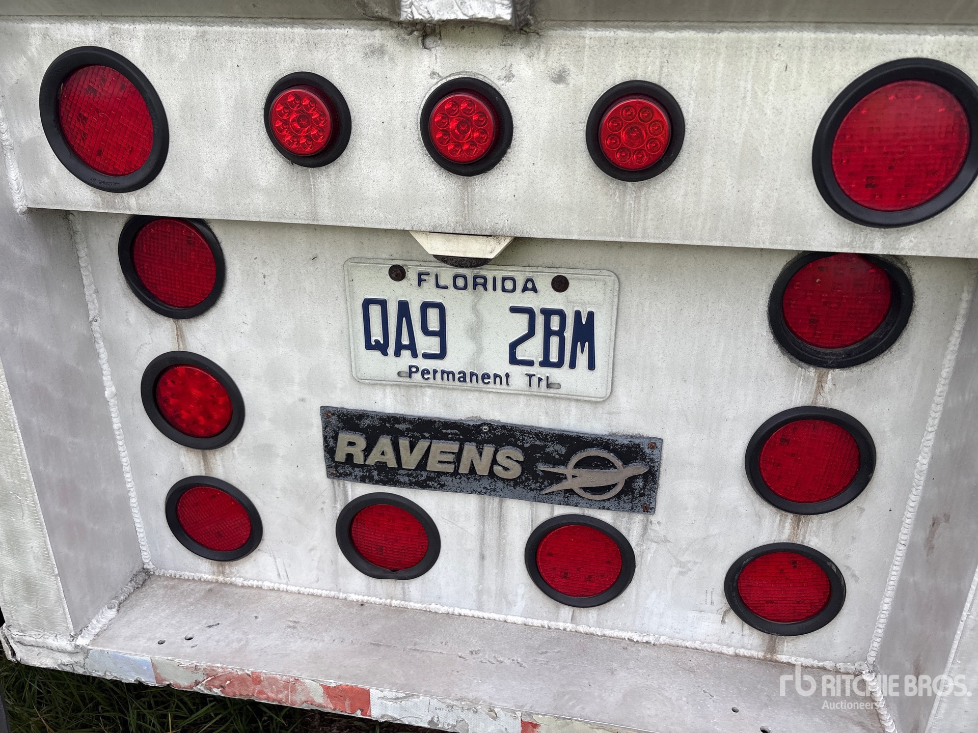 1993 Ravens 48 FT SPREAD AXLE