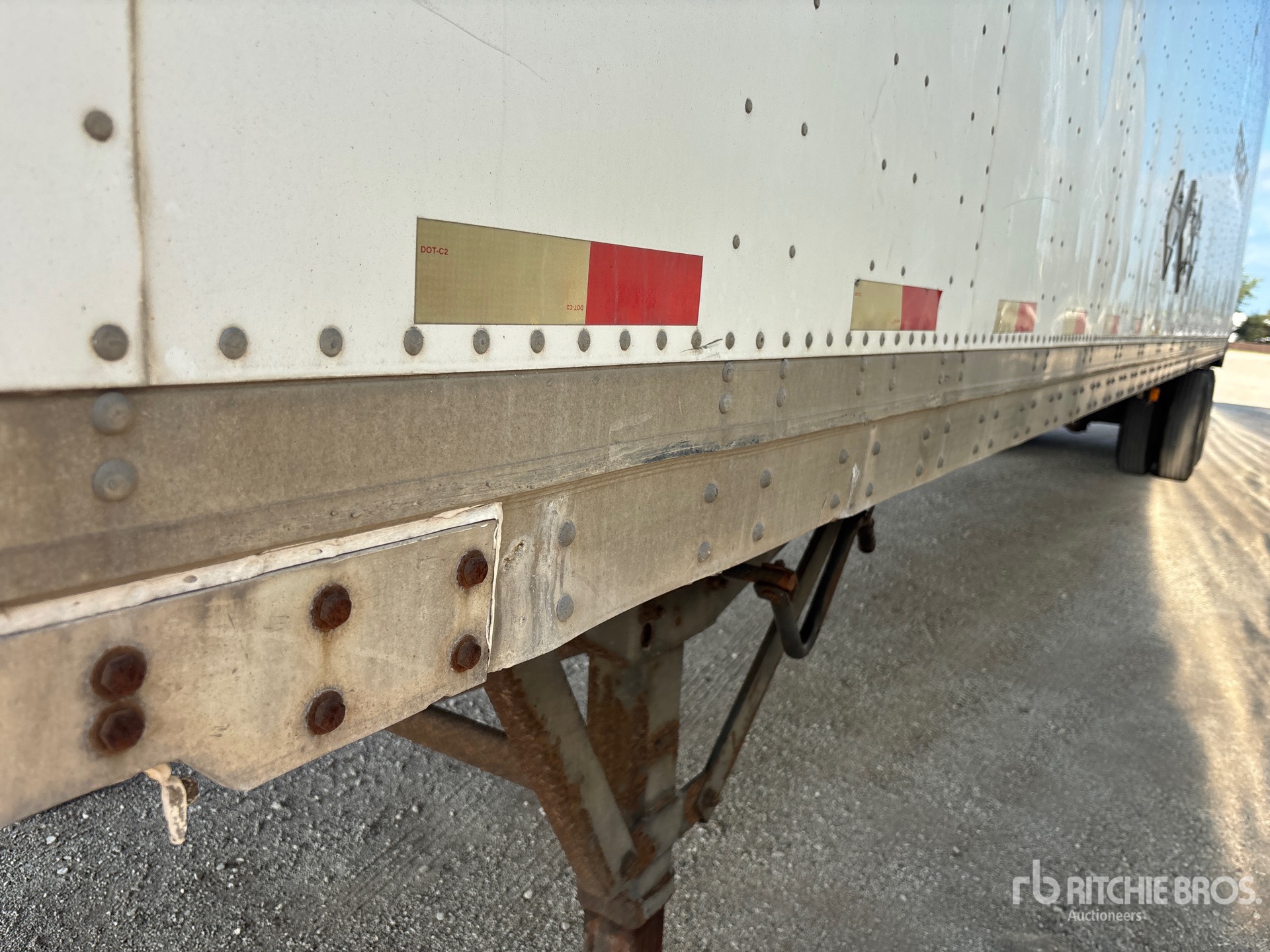 2006 Strick 48 FT X 102 IN T/A