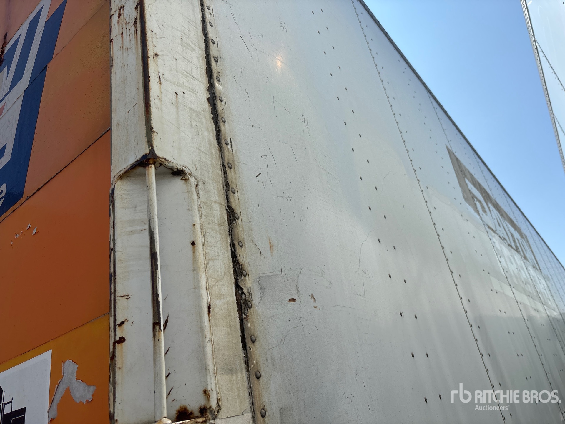 2006 Strick 48 FT X 102 IN T/A
