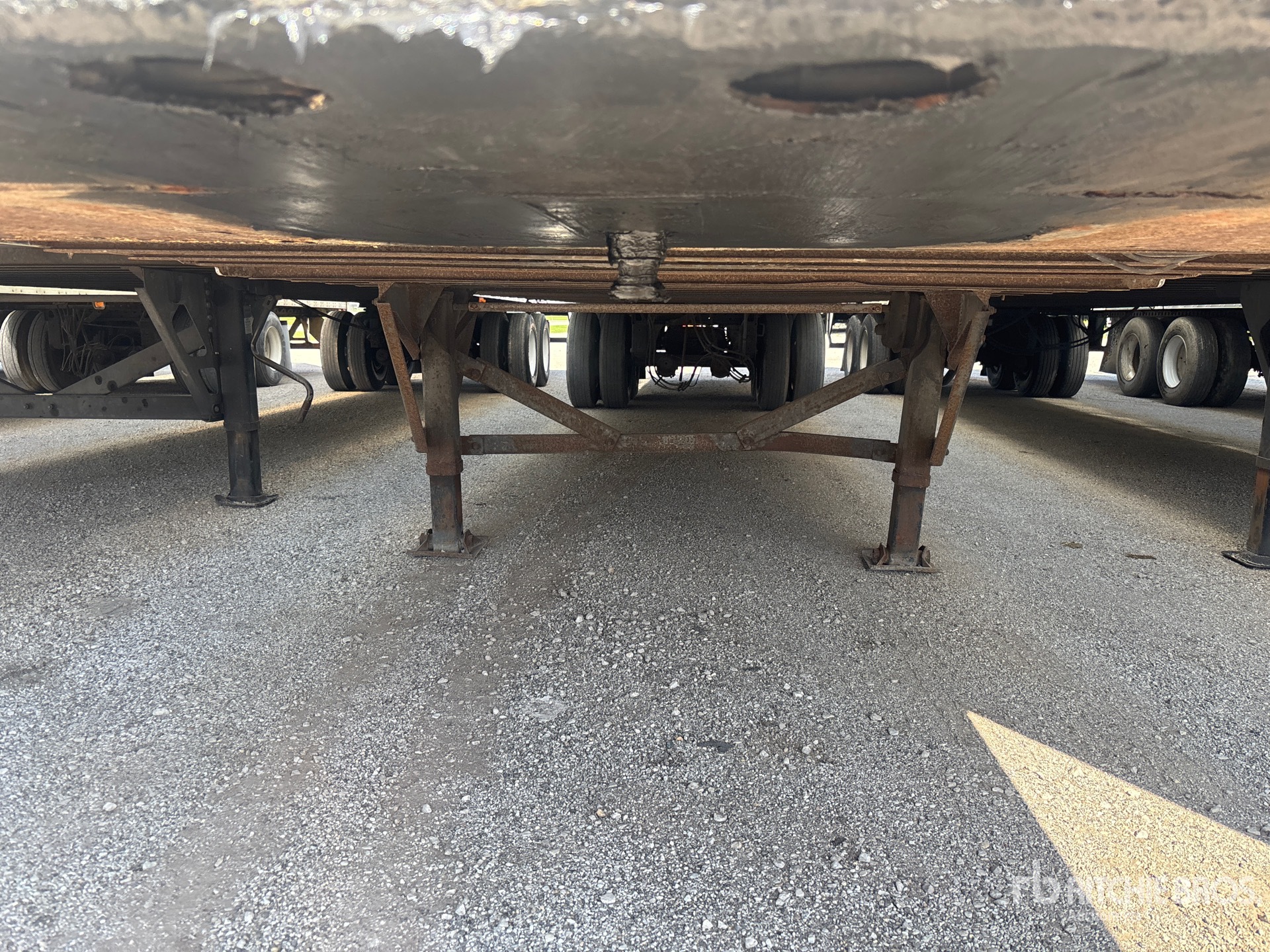 2006 Strick 48 FT X 102 IN T/A