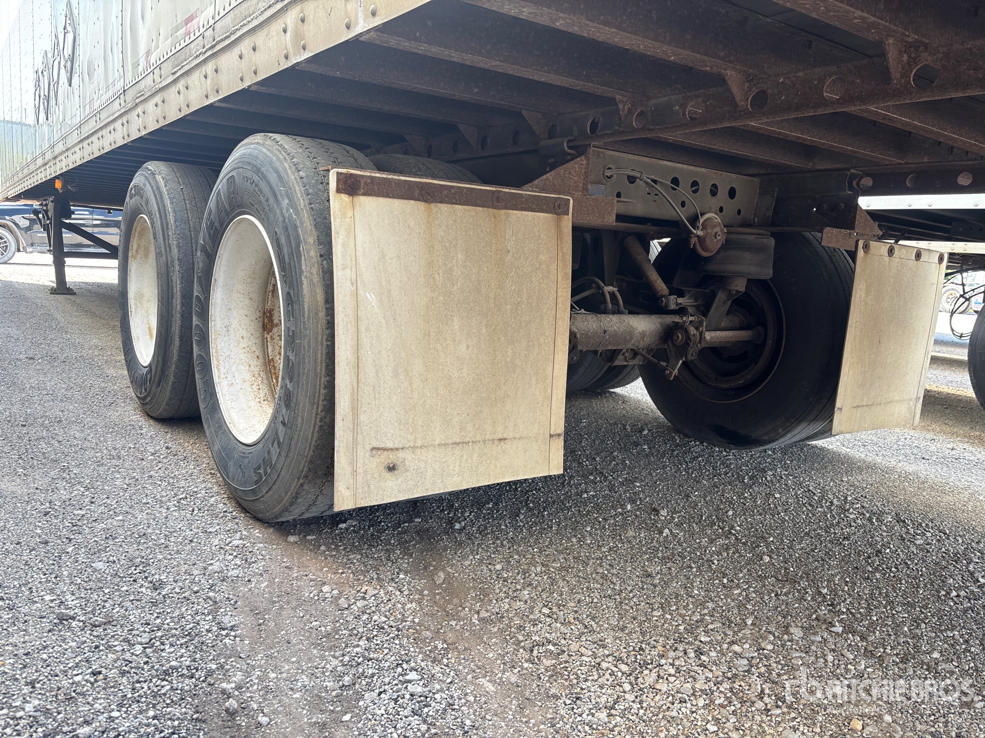 2006 Strick 48 FT X 102 IN T/A