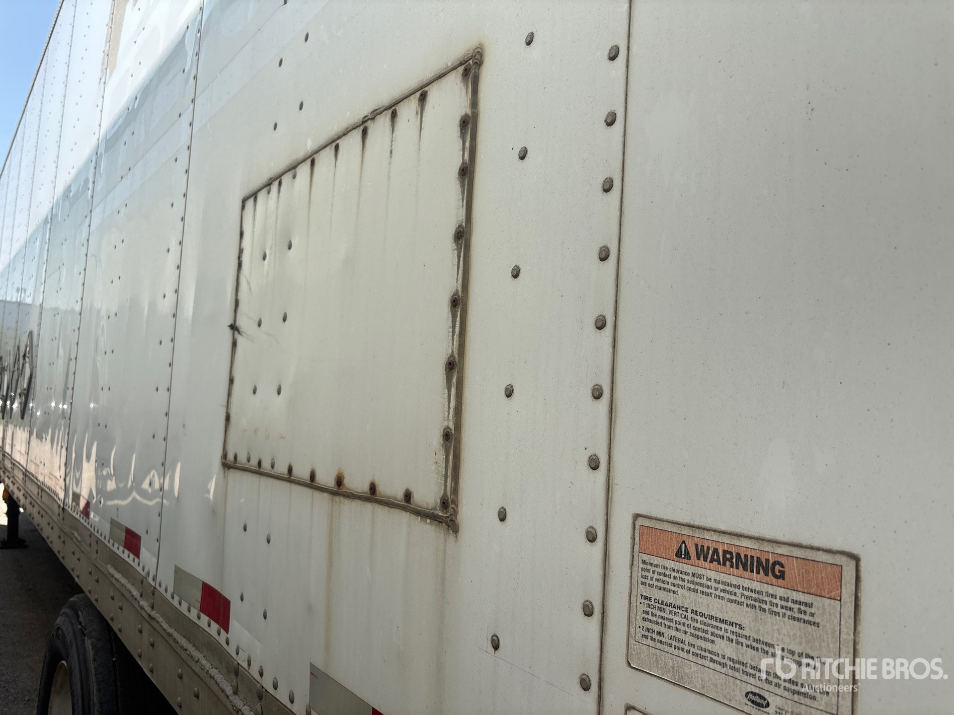 2006 Strick 48 FT X 102 IN T/A