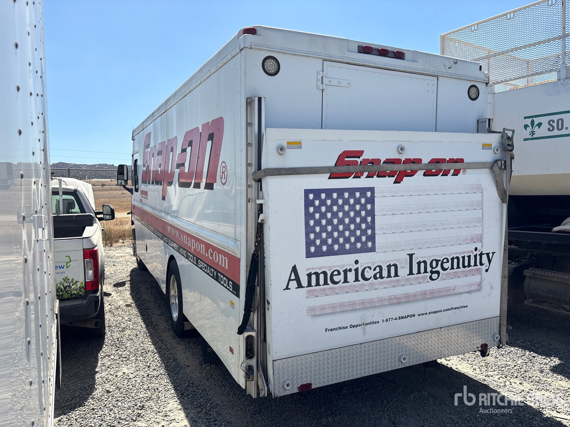 2002 Freightliner MT55