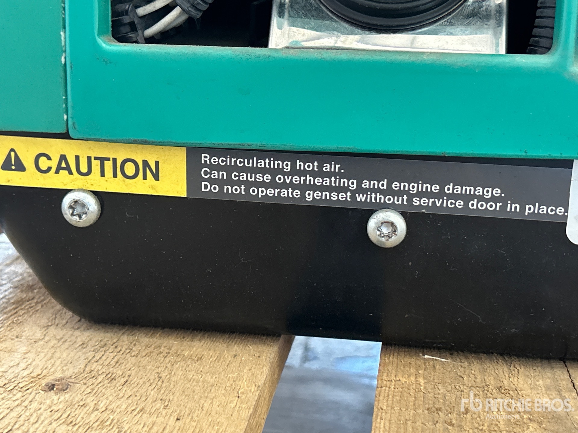 Cummins Onan RV QG 4000