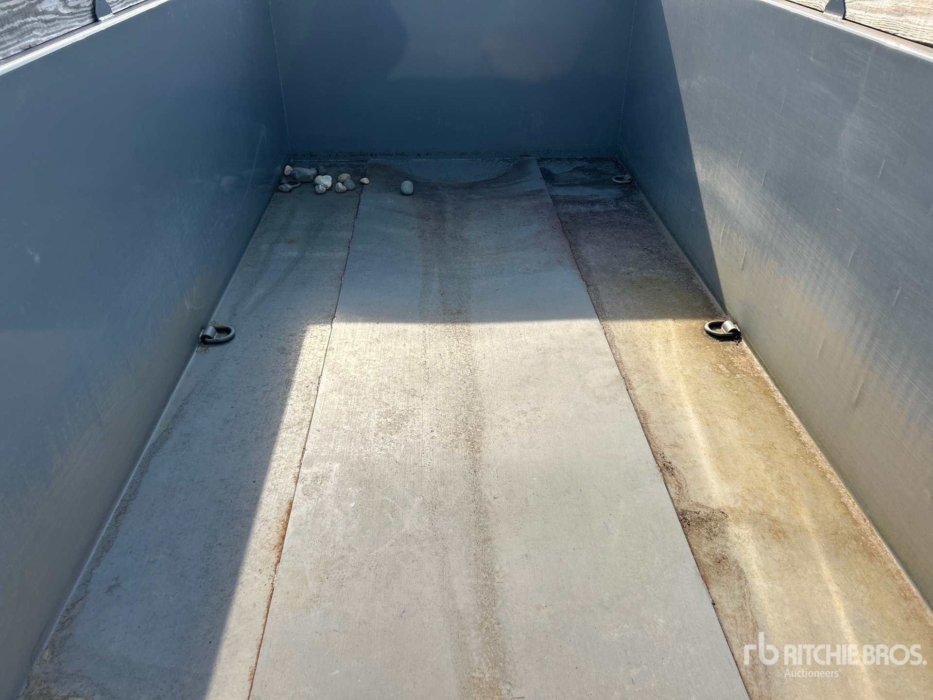 Photo of 2022 Diamond C LPT307 14X