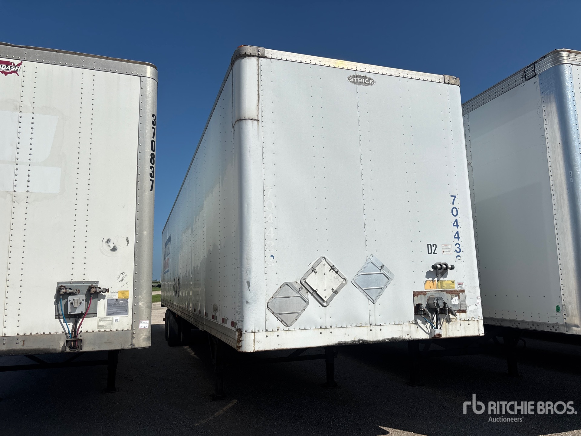 2006 Strick 48 FT X 102 IN T/A
