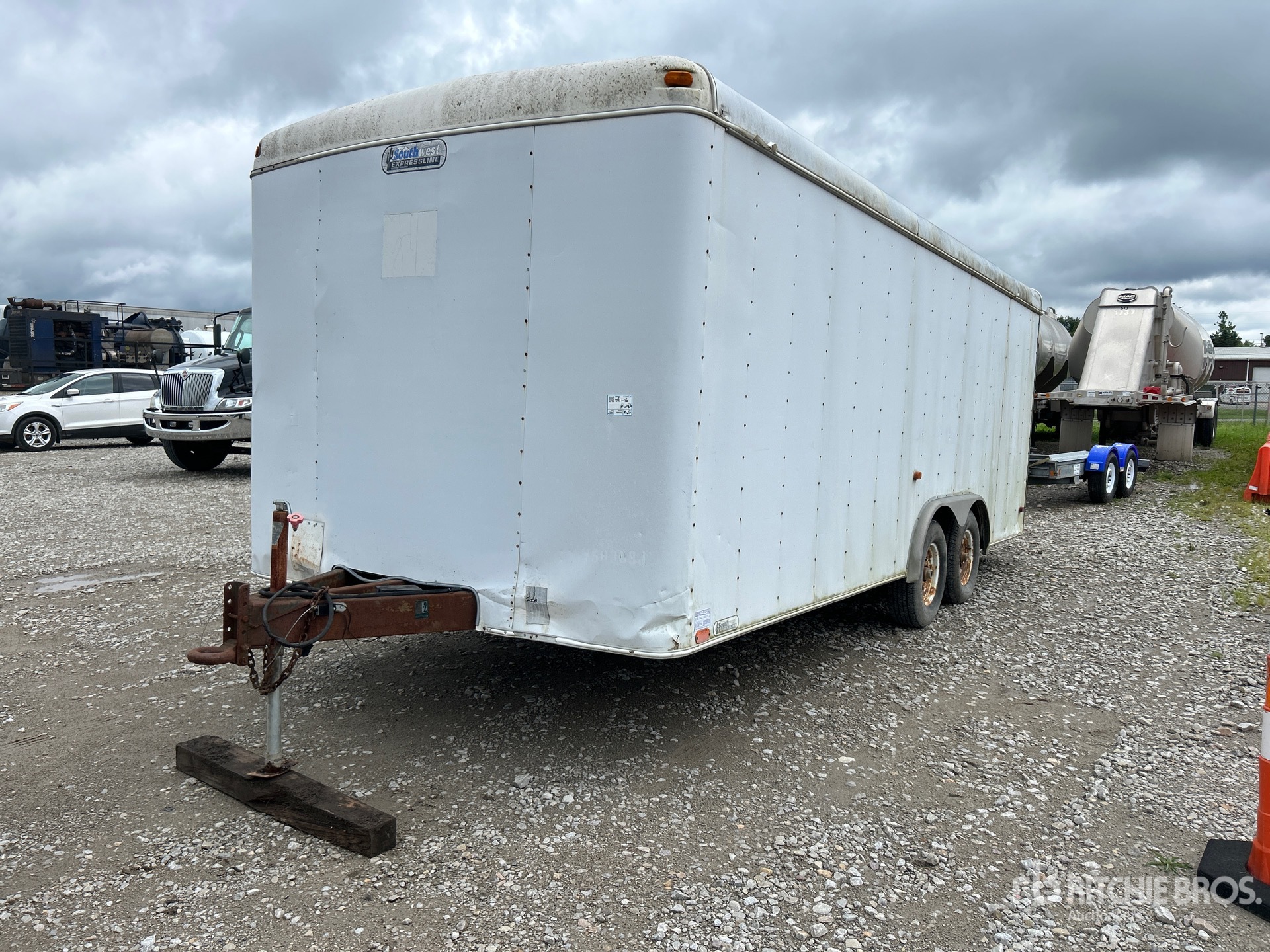Photo of 2002 Southwest 20 ft T/A