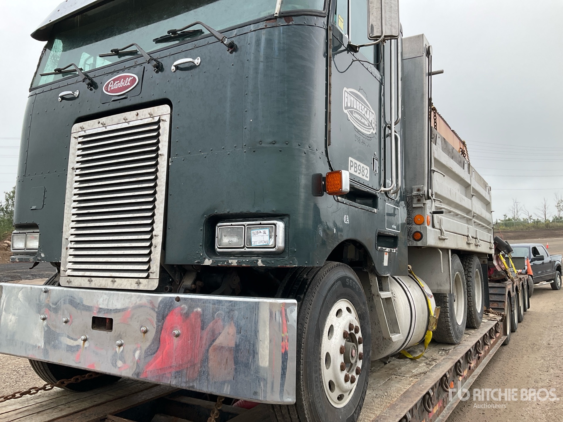 1985 Peterbilt 362