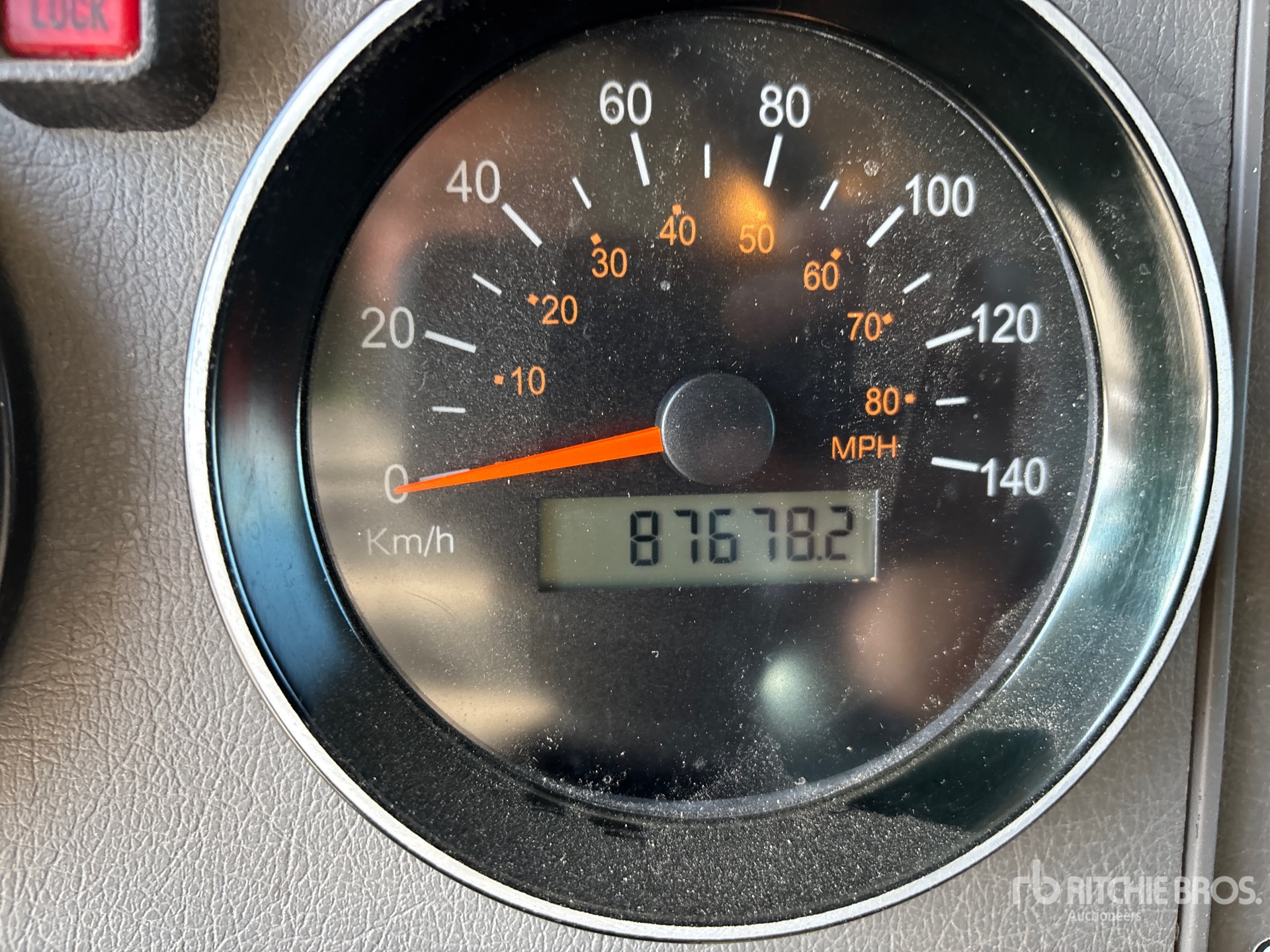 2005 Kenworth T300