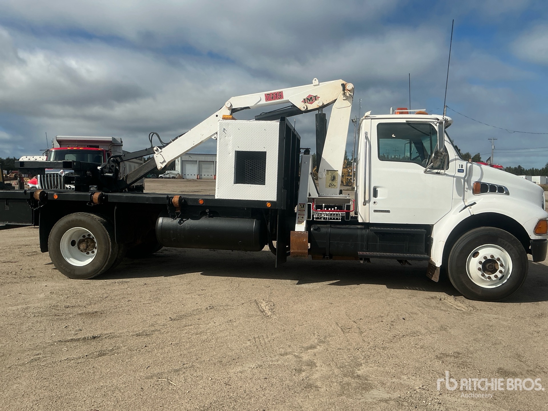 2002 Sterling M7500